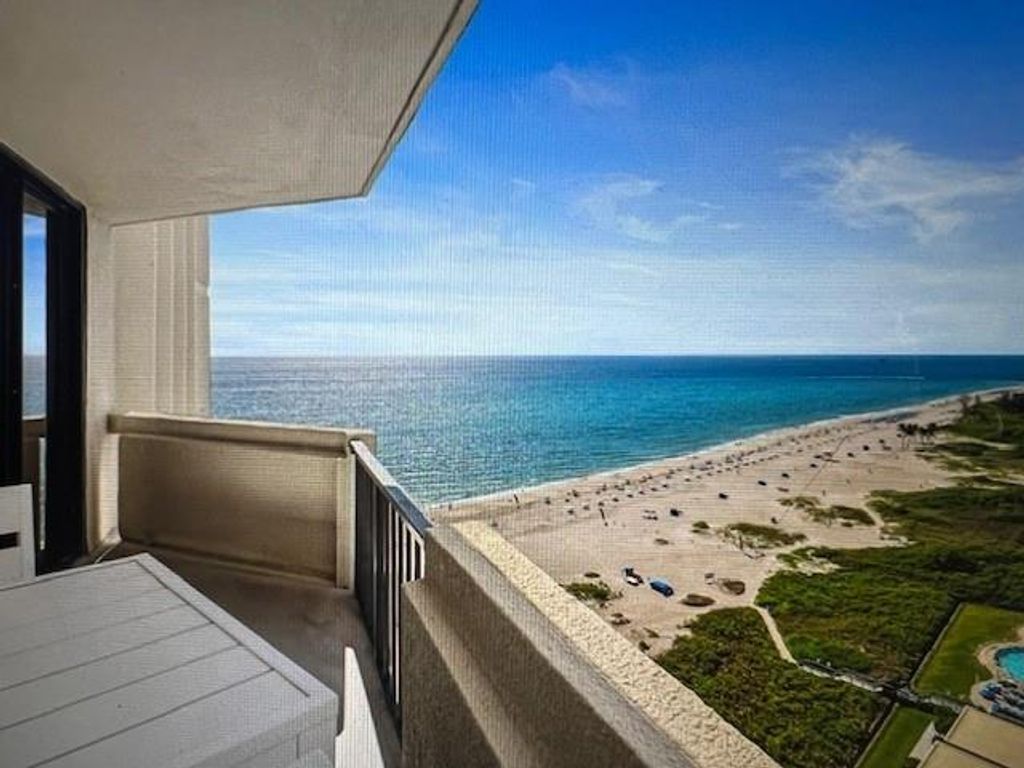 Photo of 2800 N Ocean Dr #21A, West Palm Beach, FL 33404 (MLS # F10466293)