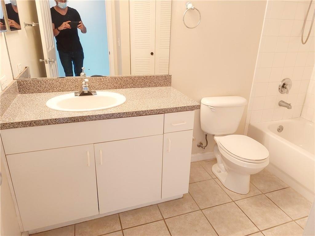 Evergreen Lakes Condo - Residential Lease