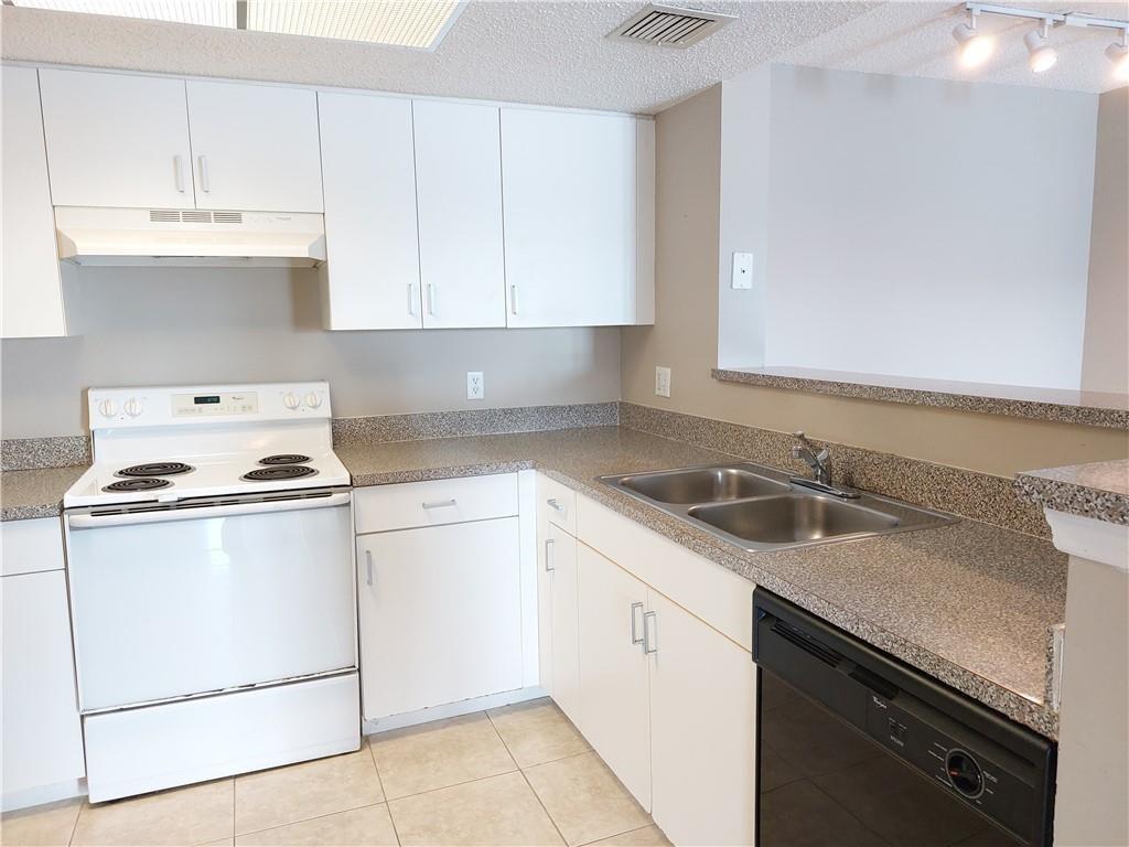 Evergreen Lakes Condo - Residential Lease