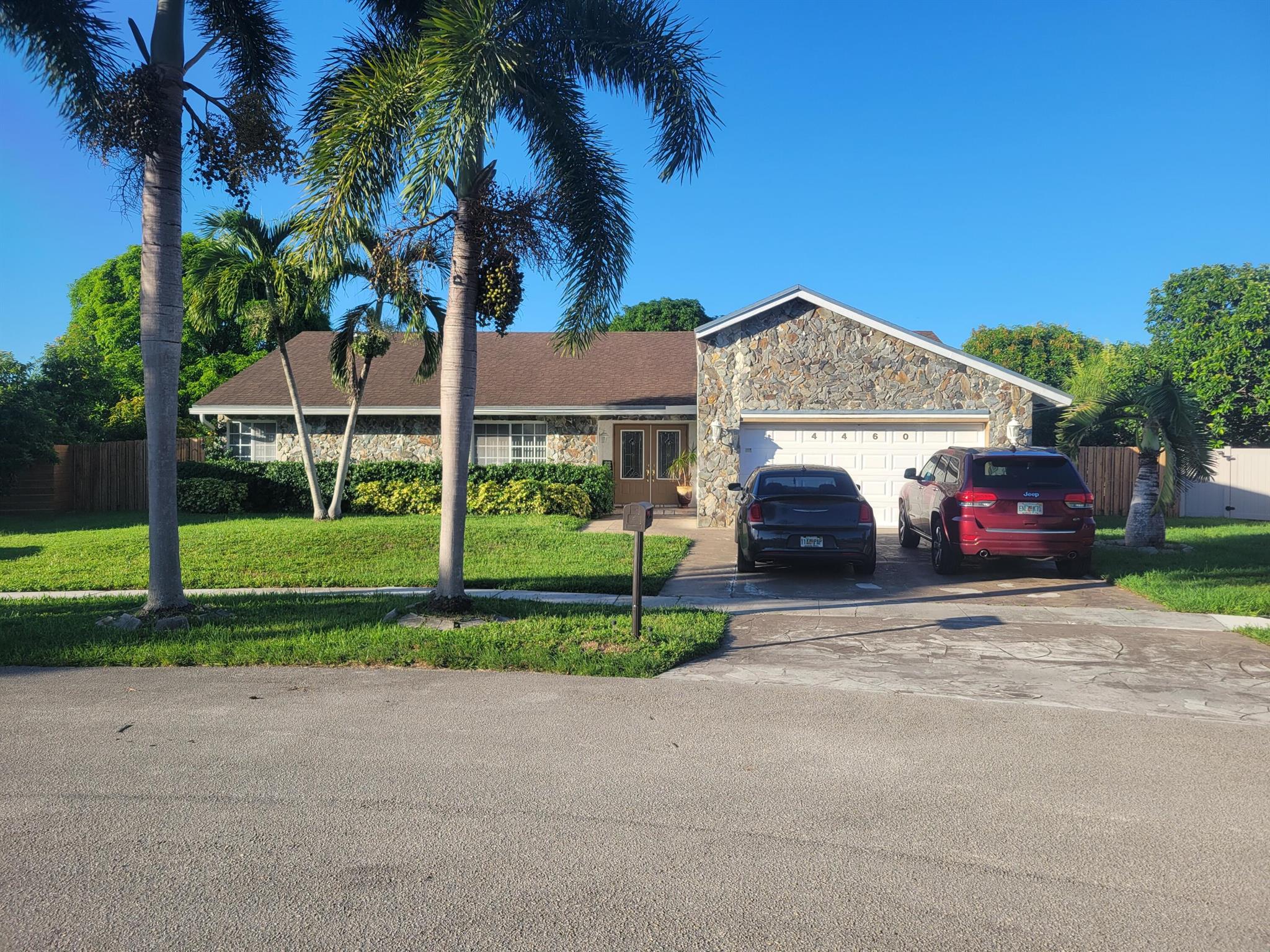 Make this property your dream home! The house has endless possibilities with some TLC. Motivated seller. Very spacious home, 3 bedrooms, 2.5 baths. Master bedroom has wall-to-wall closets and a roomy walk-in closet. Two-car garage and a pool. Open living area, vaulted ceilings, large bedrooms with ample closet space. Large lot of 12,412 square feet. Roof was replaced about 10 years ago. HVAC was replaced in August of 2024. The pool pump was replaced last year. POOL IS UNDERGOING MAINTENANCE & WILL BE IN NORMAL CONDITION BY 8/31/2025.Property is tenant-occupied and tenant is vacating property 15 days post-closing. Bring your offers. Thanks for showing.