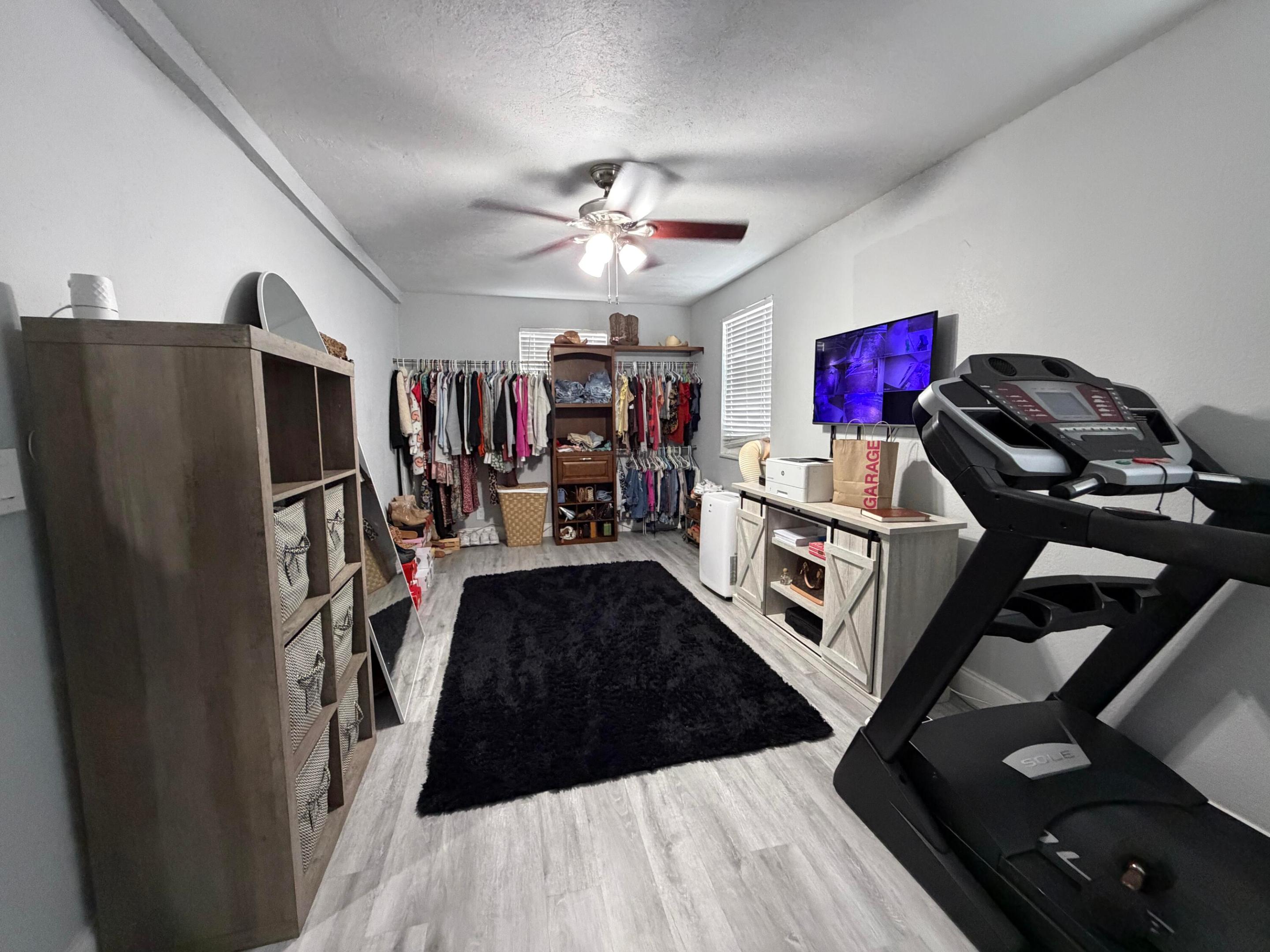 GOLFVIEW HEIGHTS 8 - Residential