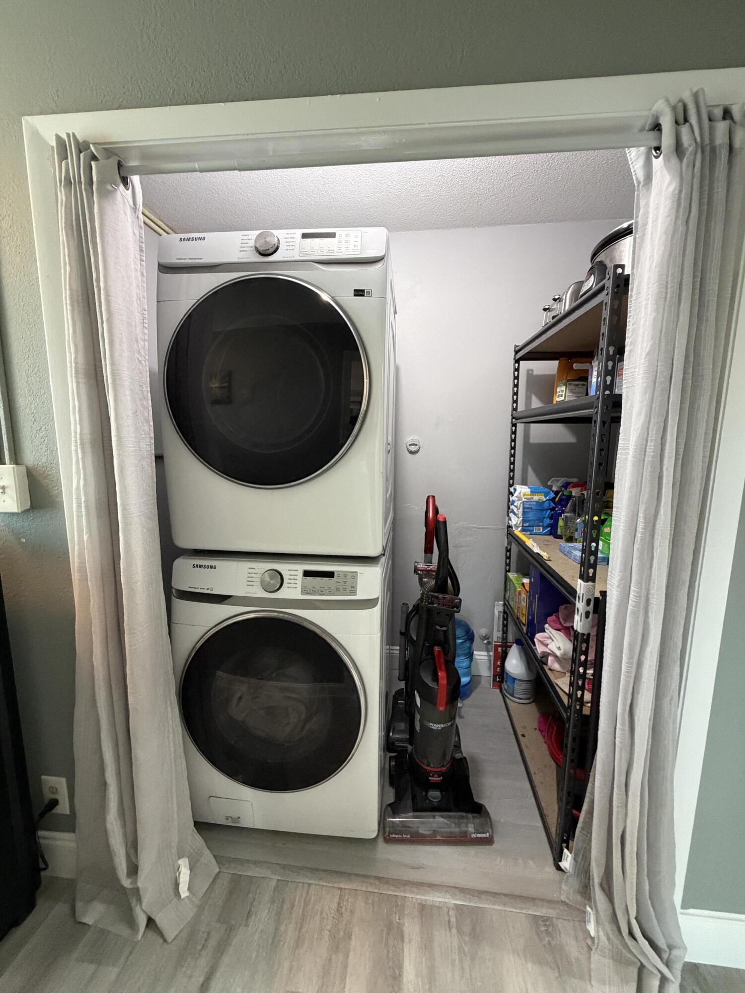 GOLFVIEW HEIGHTS 8 - Residential