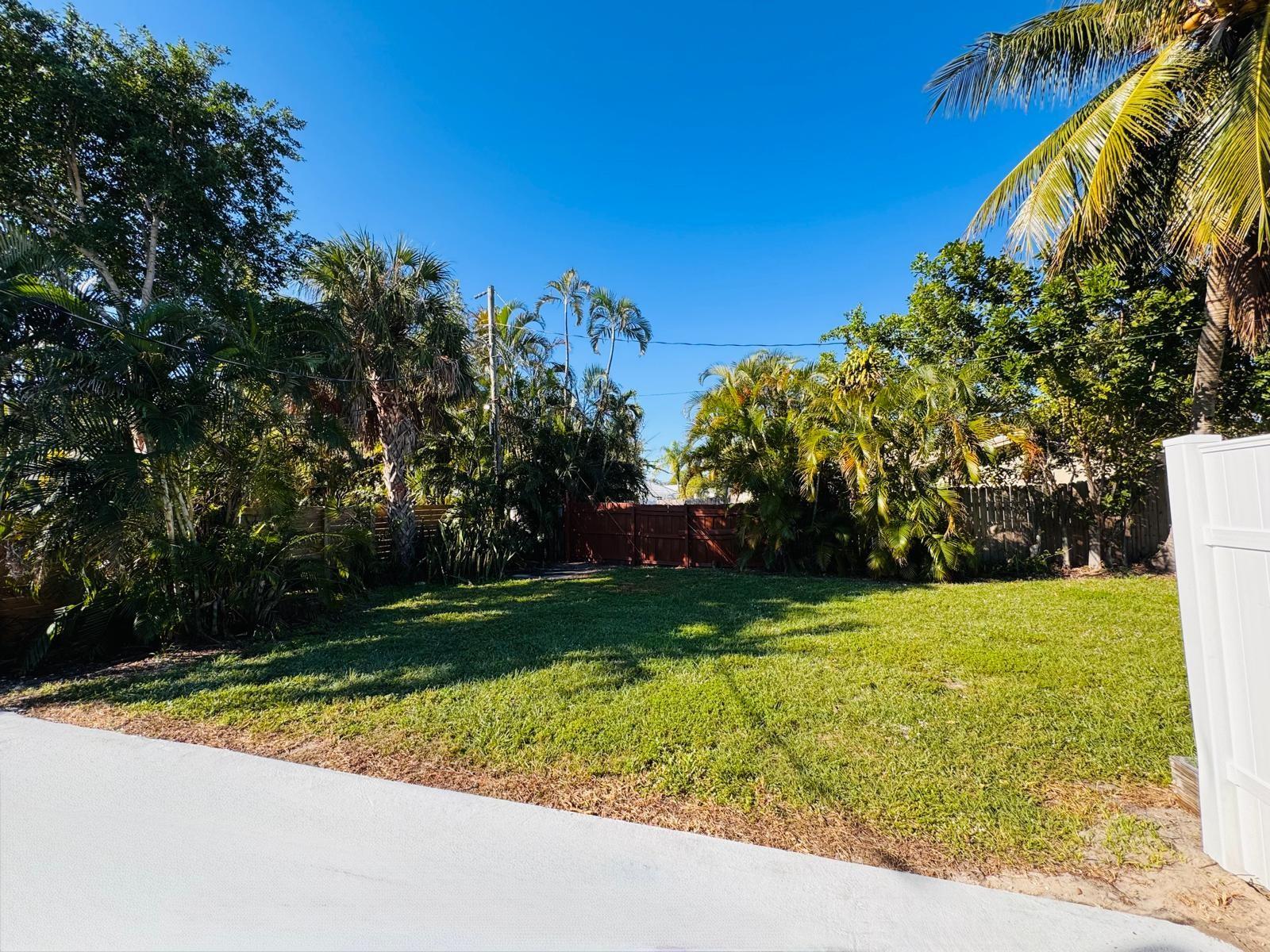 Coral Ridge Country Club - Residential Lease