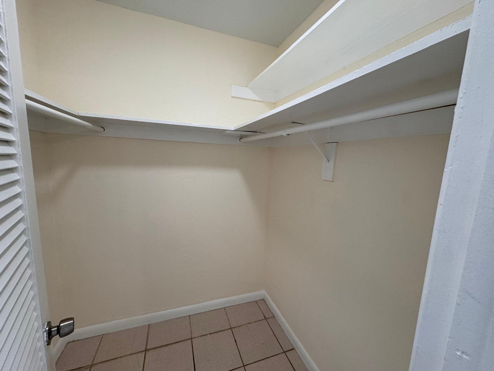 Coral Ridge Country Club - Residential Lease