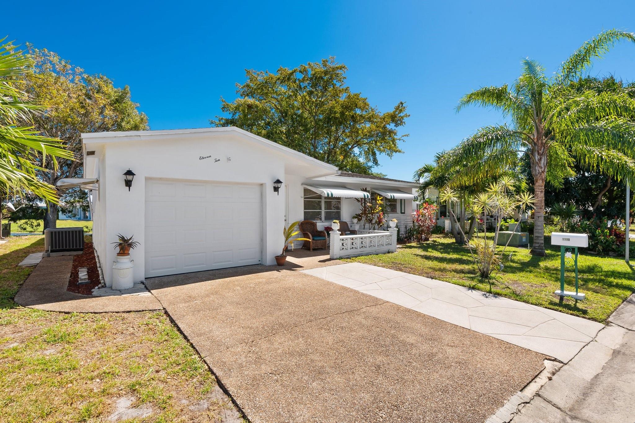 1110 NW 74th Ave