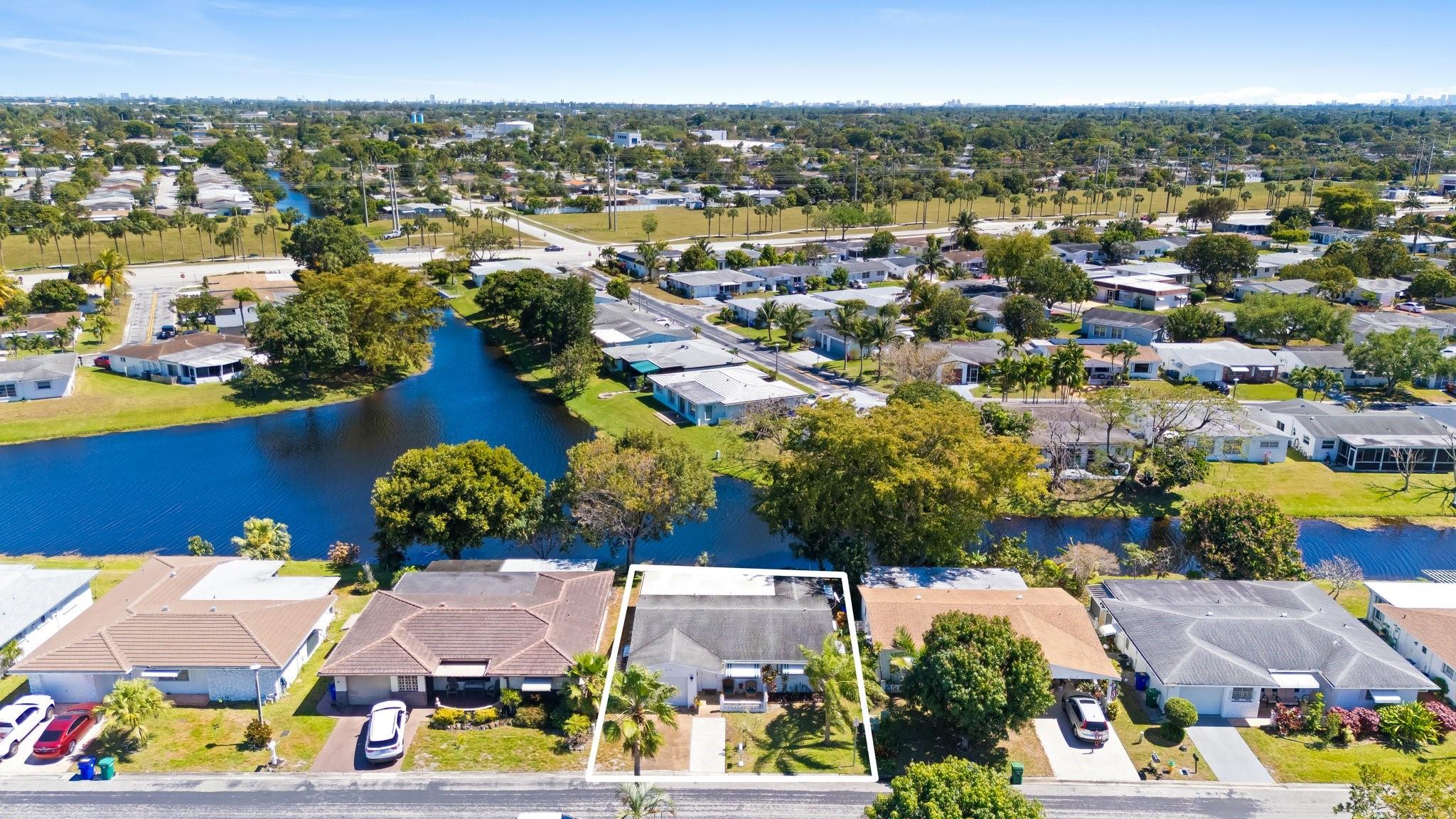 1110 NW 74th Ave
