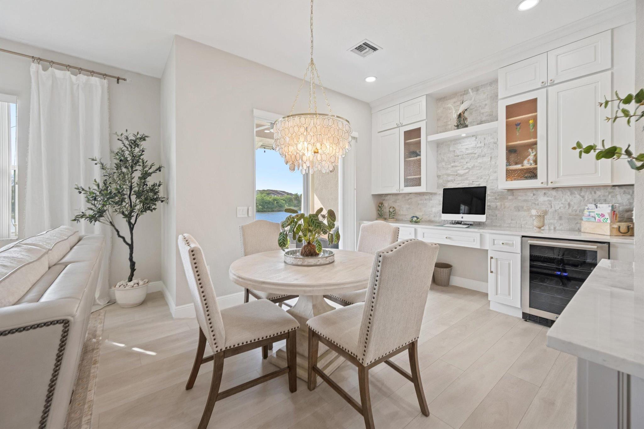 CITYSIDE CONDOMINIUM - Residential