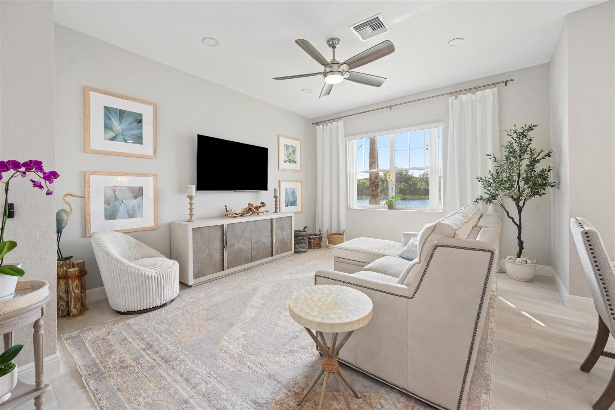 CITYSIDE CONDOMINIUM - Residential