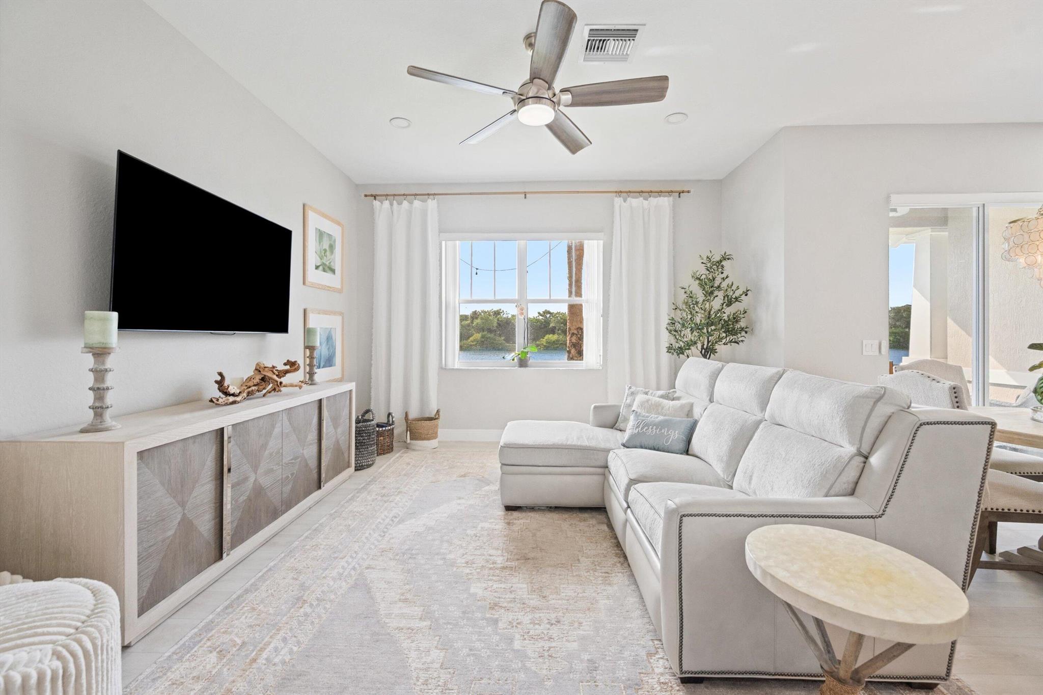 CITYSIDE CONDOMINIUM - Residential