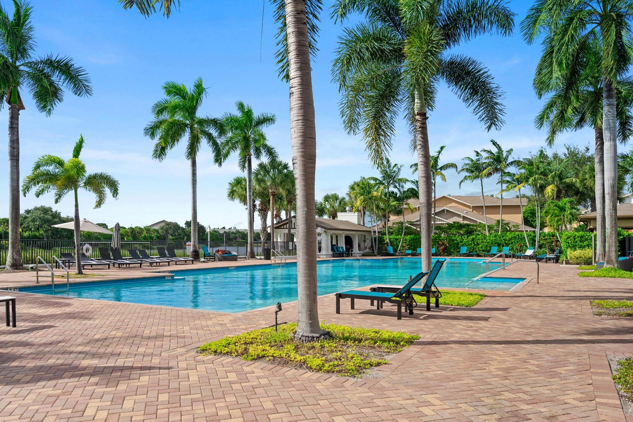 CITYSIDE CONDOMINIUM - Residential