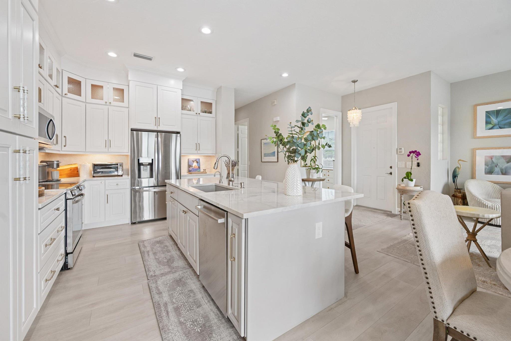 CITYSIDE CONDOMINIUM - Residential