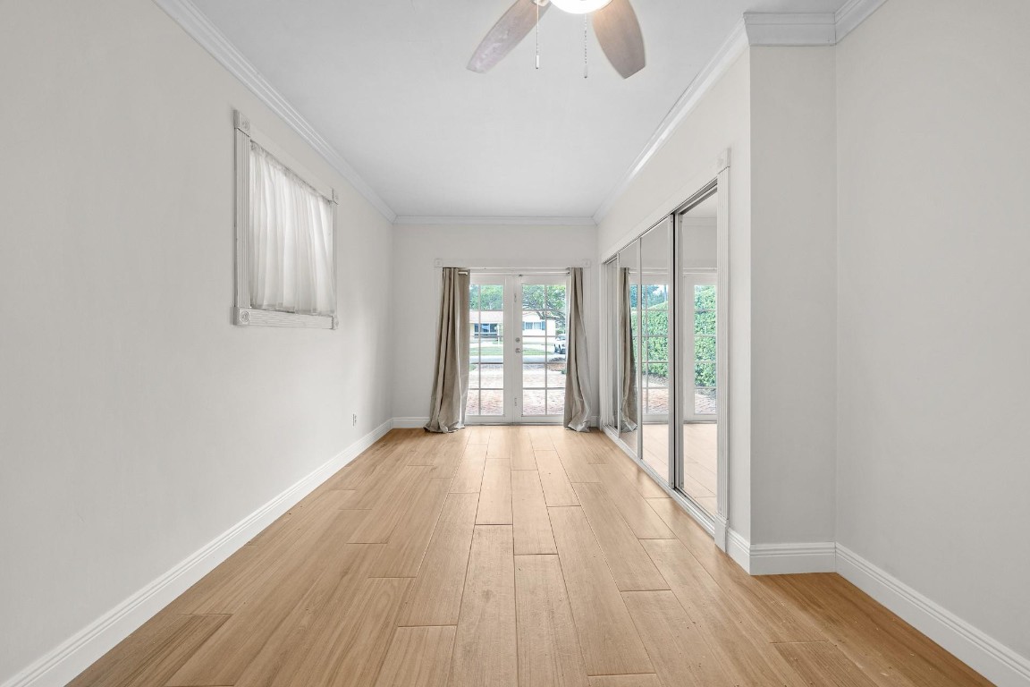 Hollywood Hills 6-22 B - Residential