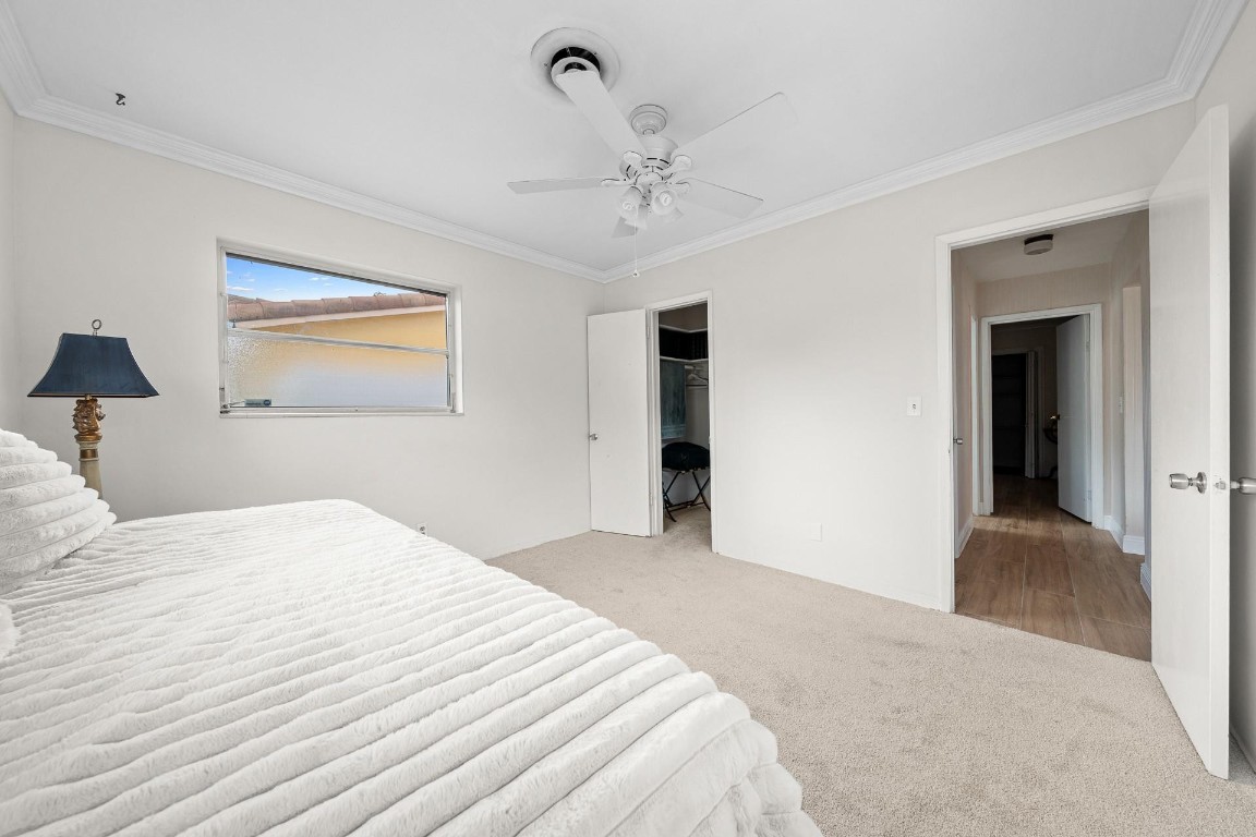 Hollywood Hills 6-22 B - Residential