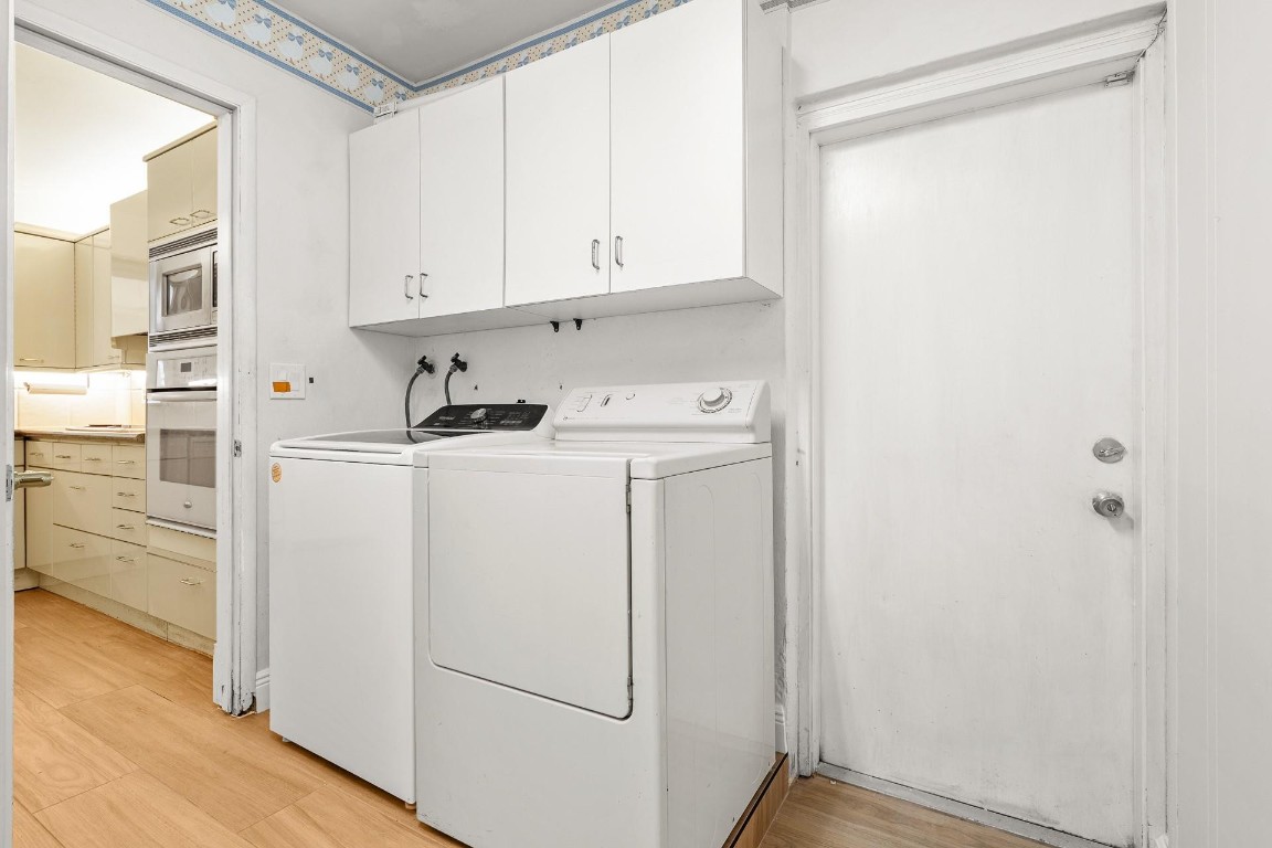 Hollywood Hills 6-22 B - Residential