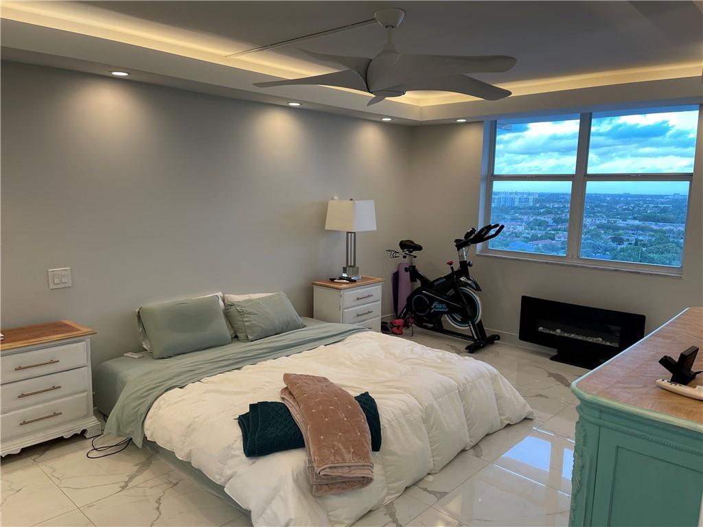 SEA RANCH LAKES NORTH - Residential