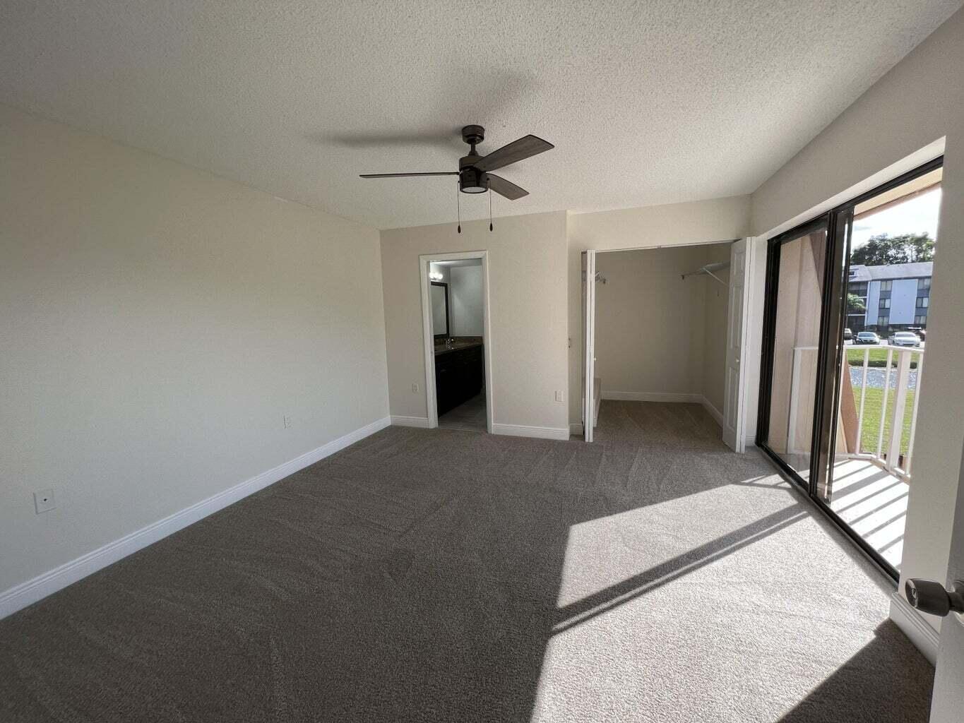 WATERSIDE LUXURY TOWNHOMES CONDO - Residential Lease