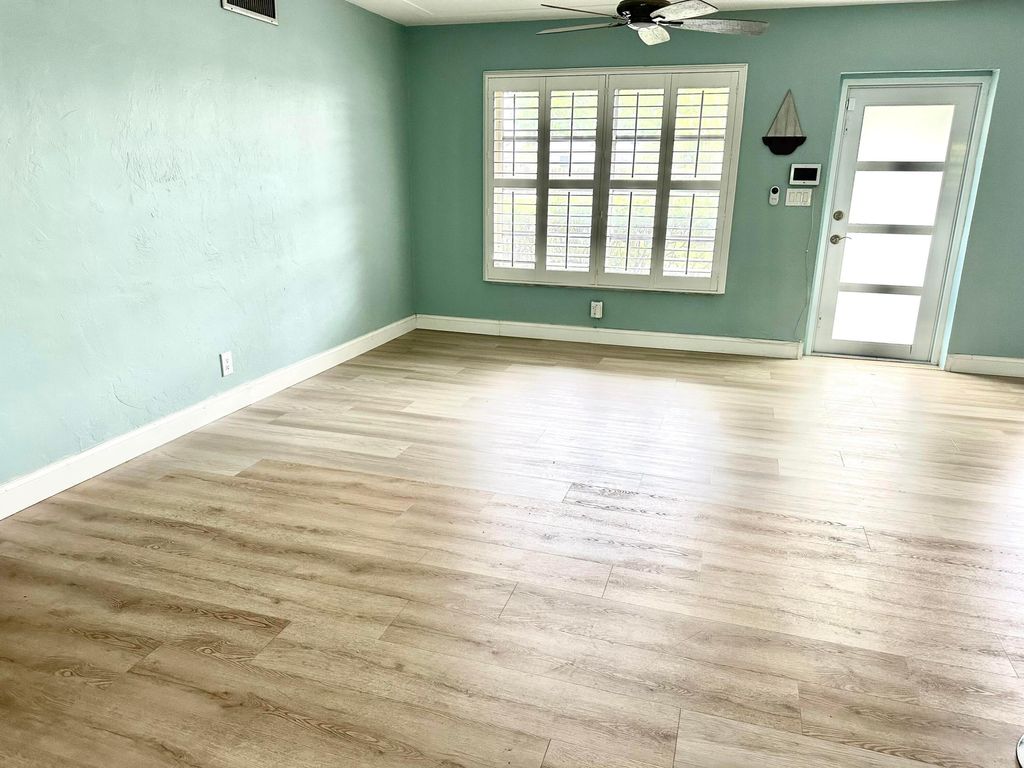 Photo of 420 SE 12th Avenue, Deerfield Beach, FL 33441 (MLS # B26033523)