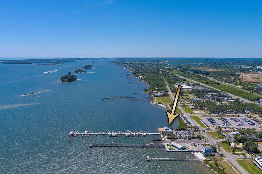 Photo of 806 INDIAN RIVER Drive, Sebastian, FL (MLS # B26061794)