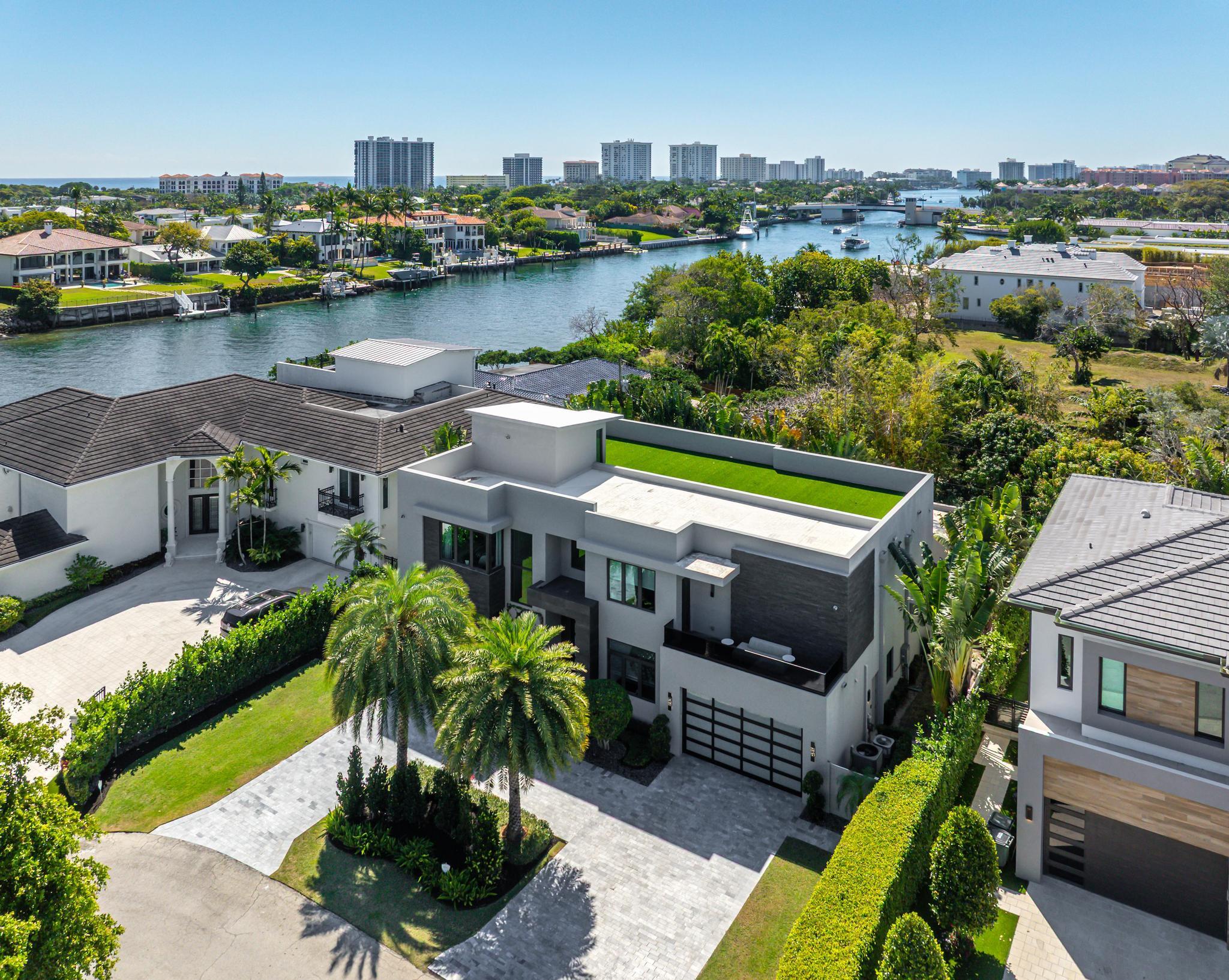 LEFT BANK ESTATES - Residential