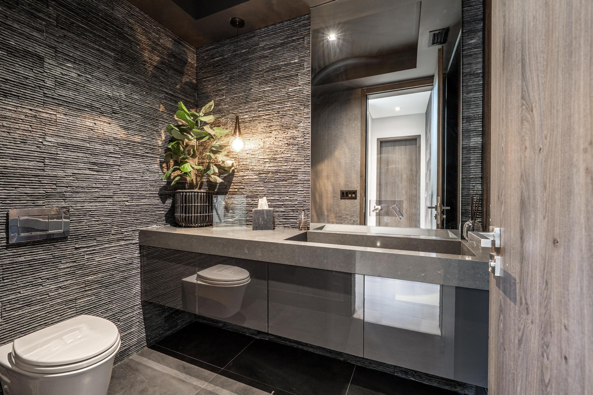 LEFT BANK ESTATES - Residential