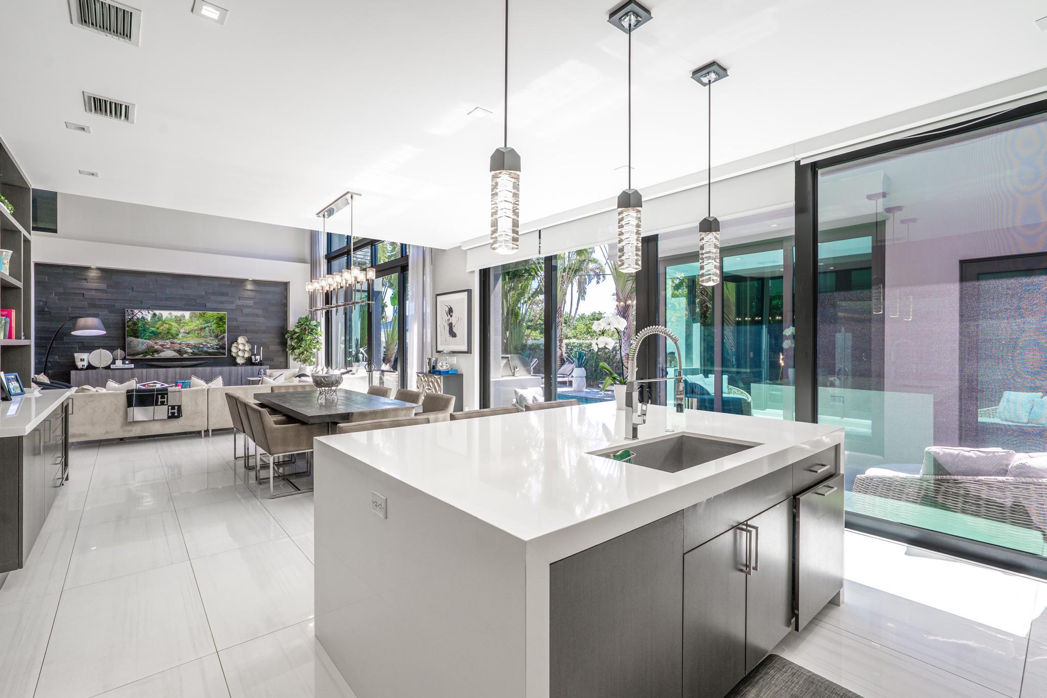 LEFT BANK ESTATES - Residential