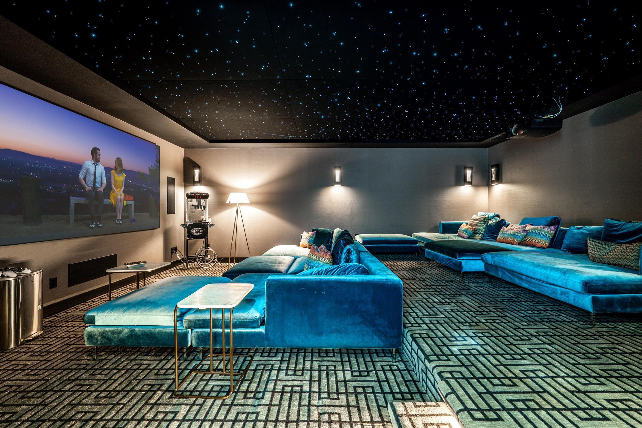 LEFT BANK ESTATES - Residential