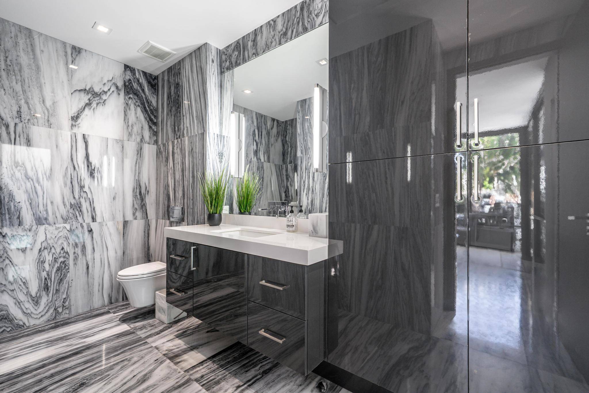 LEFT BANK ESTATES - Residential