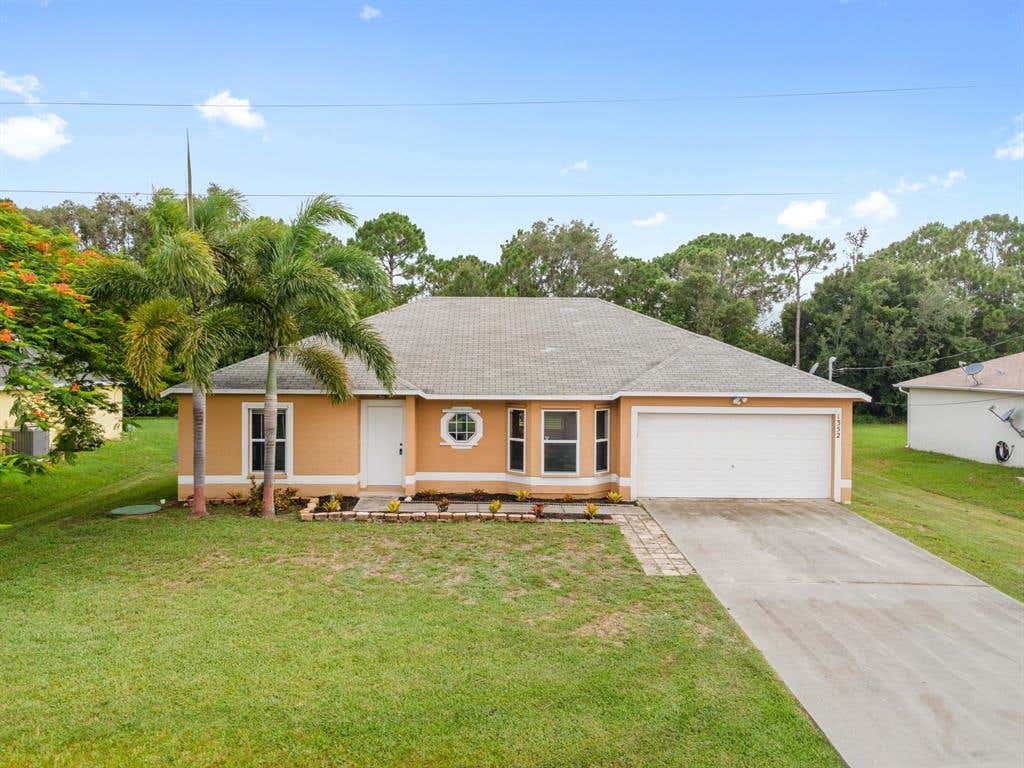 Photo of 1352 SW Broadview Street, Port Saint Lucie, FL 34983 (MLS # R10728068)