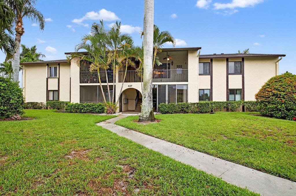 Photo of 427 Pine Glen Lane #D-2, Greenacres, FL 33463 (MLS # R11097140)