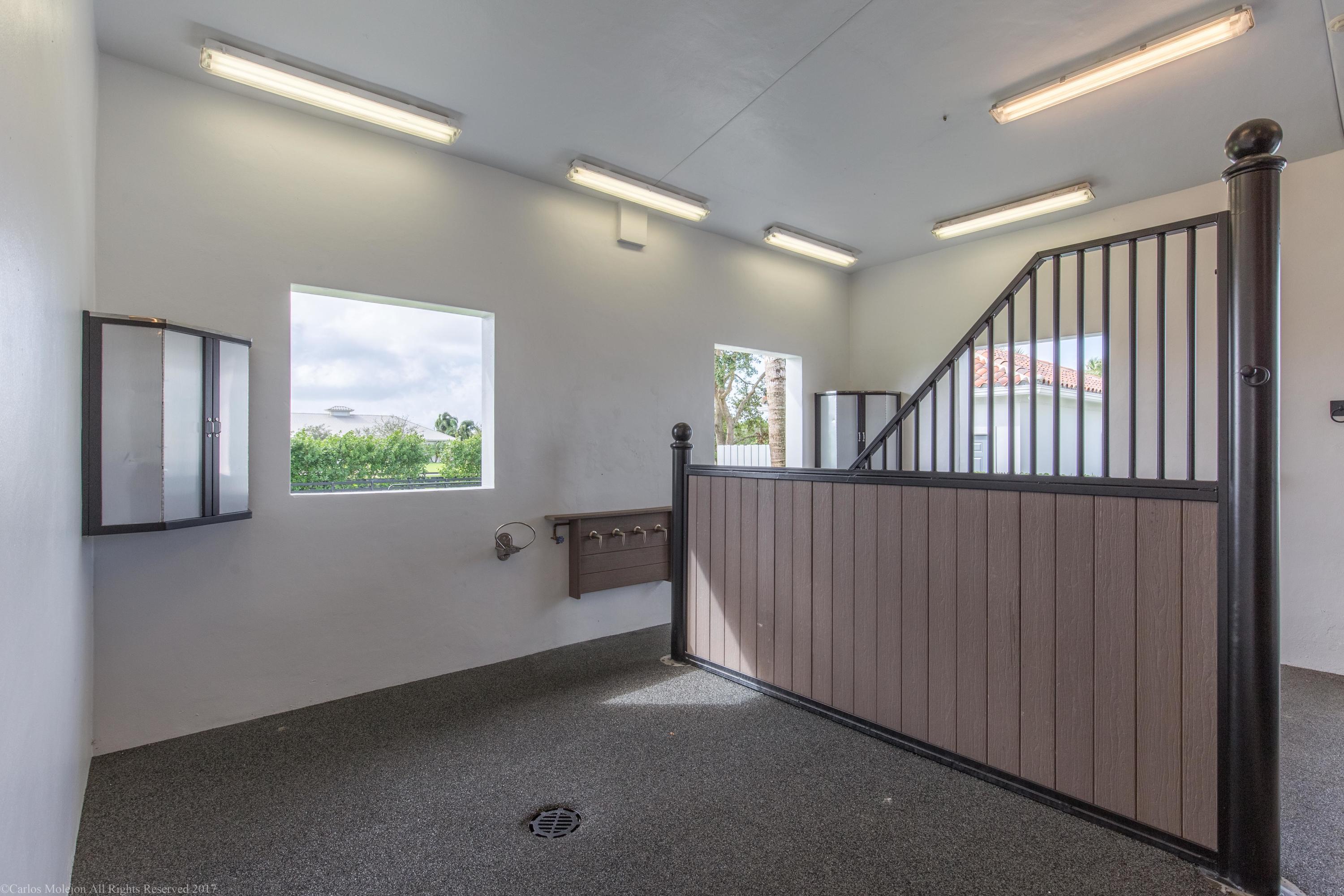 PALM BEACH POINT EAST - Residential