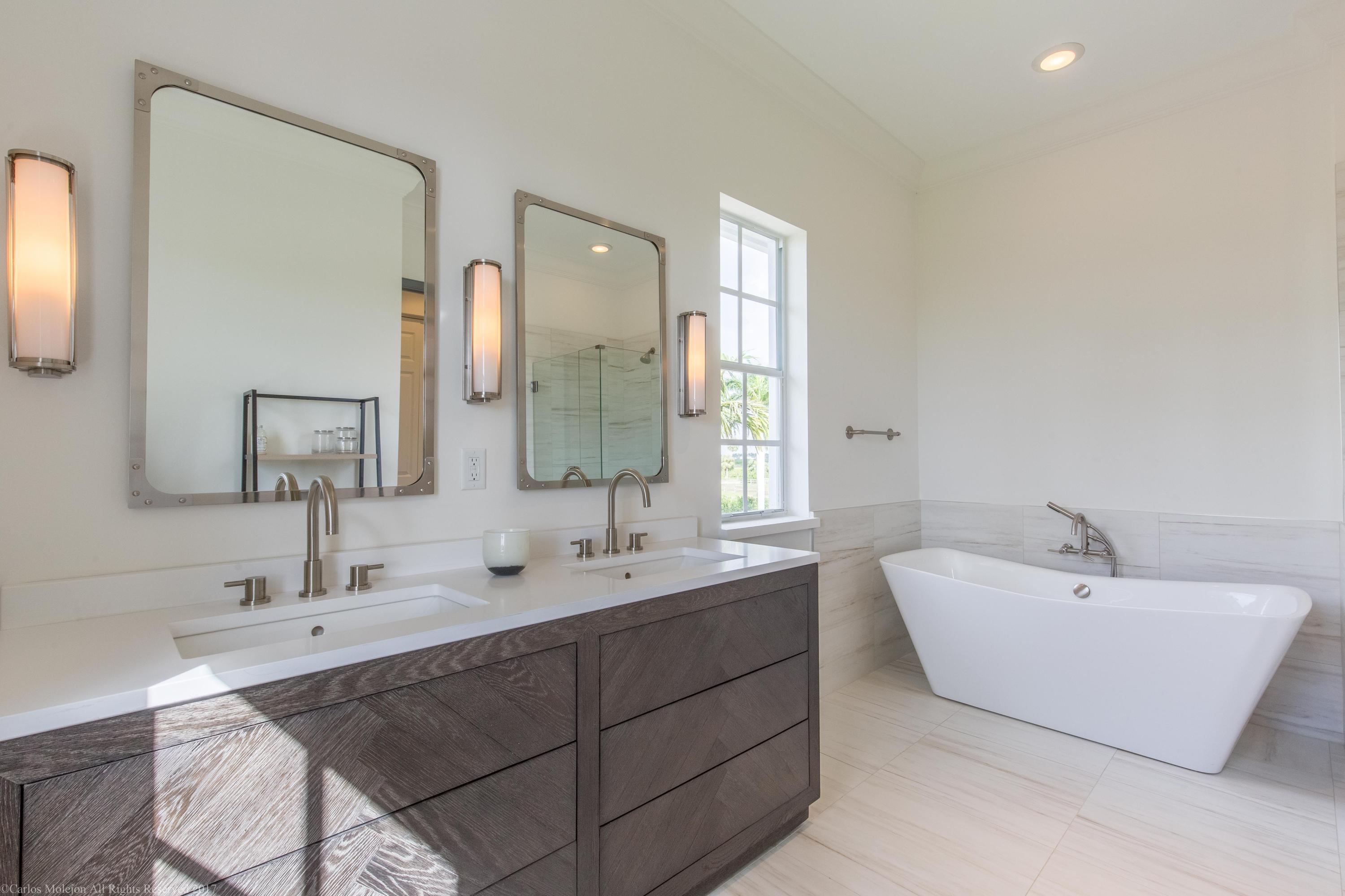 PALM BEACH POINT EAST - Residential