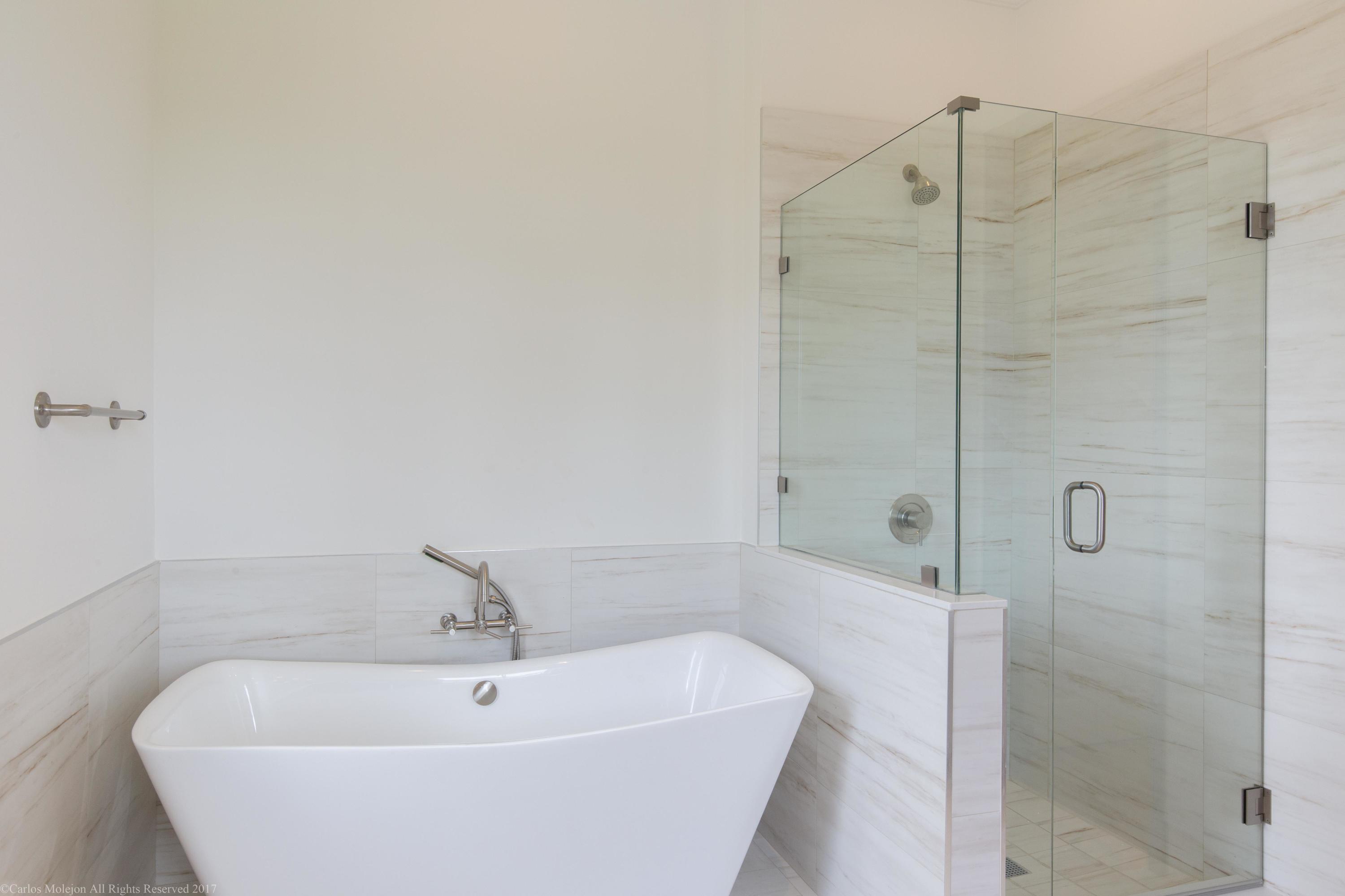 PALM BEACH POINT EAST - Residential