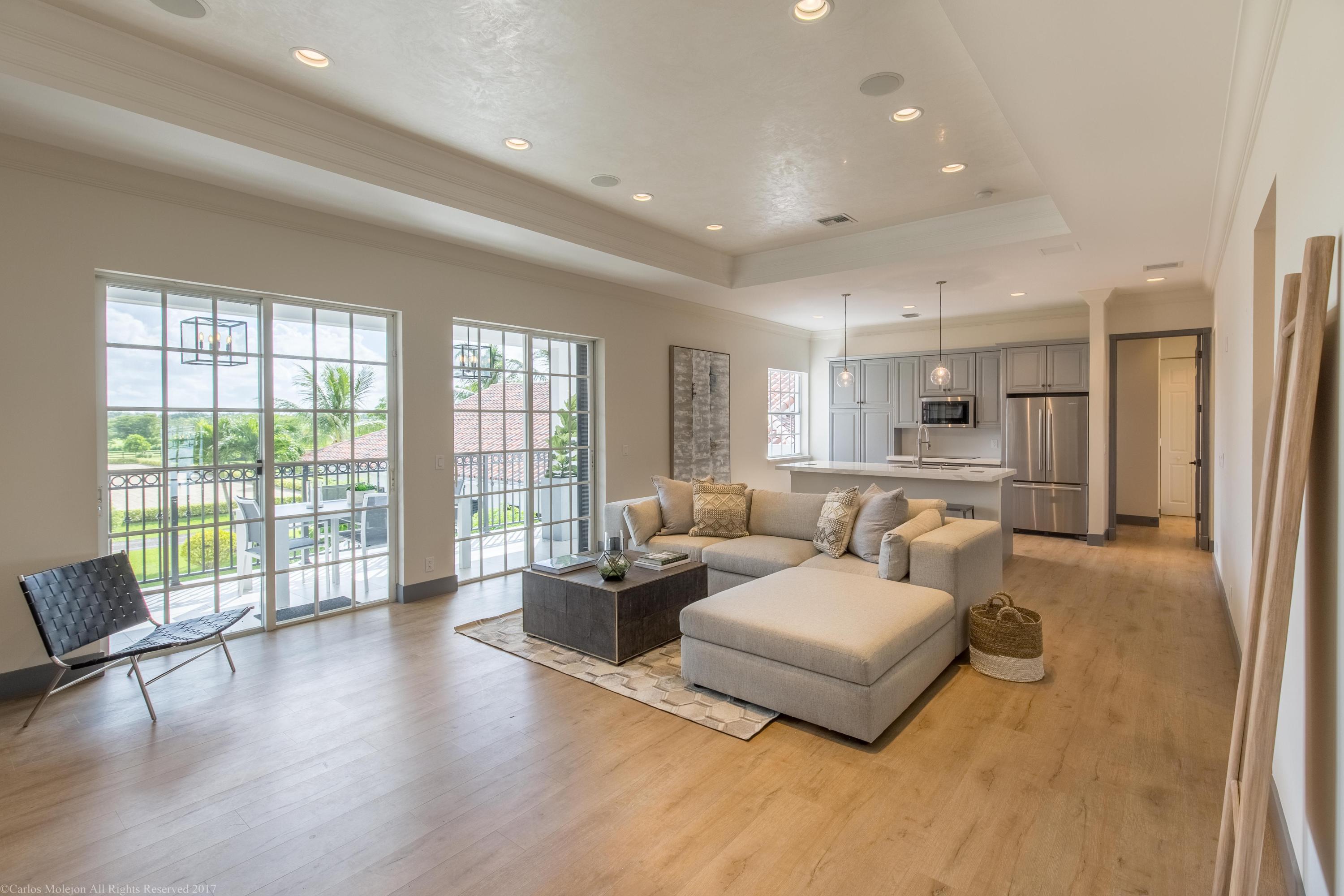 PALM BEACH POINT EAST - Residential