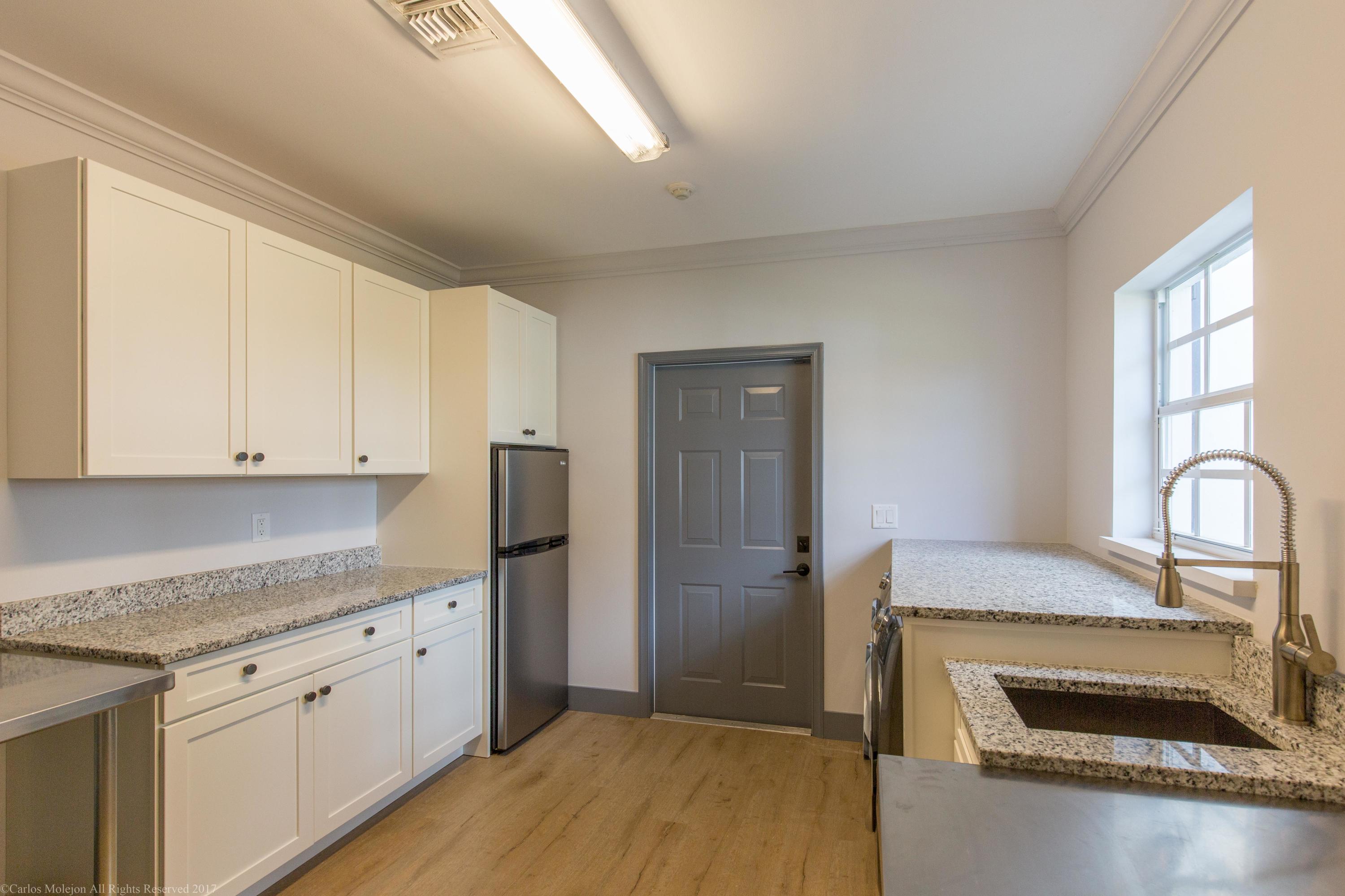 PALM BEACH POINT EAST - Residential