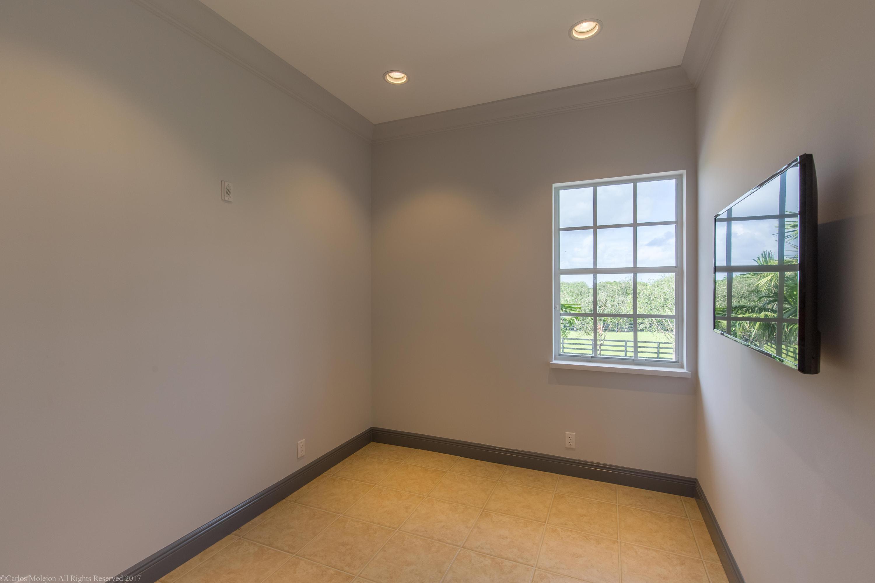 PALM BEACH POINT EAST - Residential