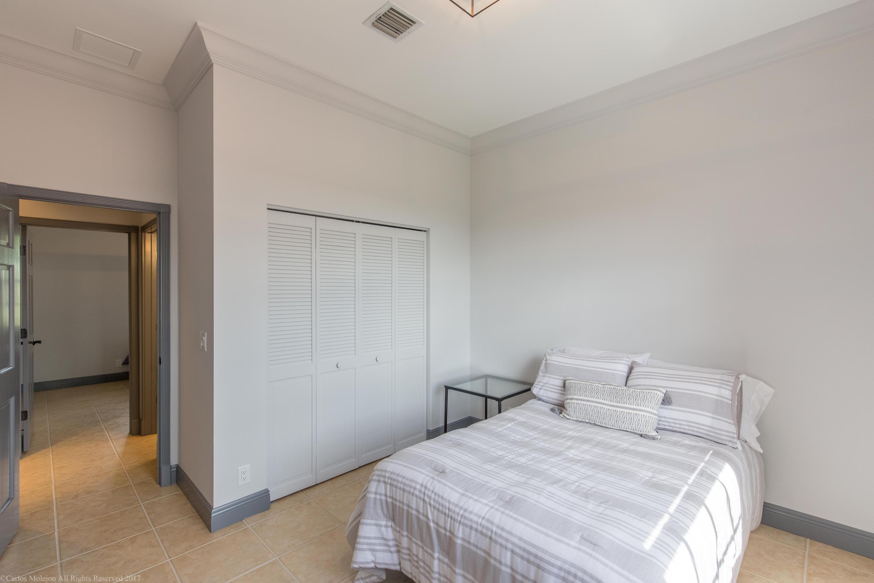 PALM BEACH POINT EAST - Residential