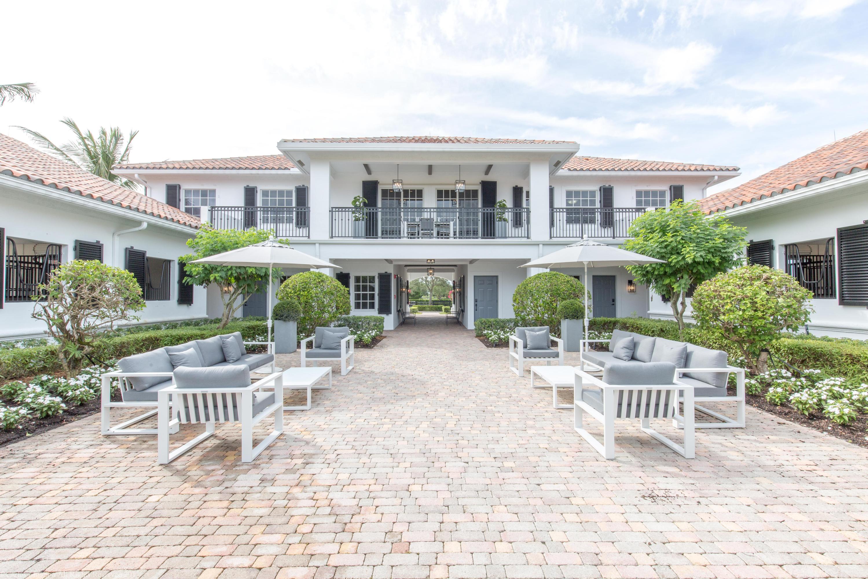 PALM BEACH POINT EAST - Residential