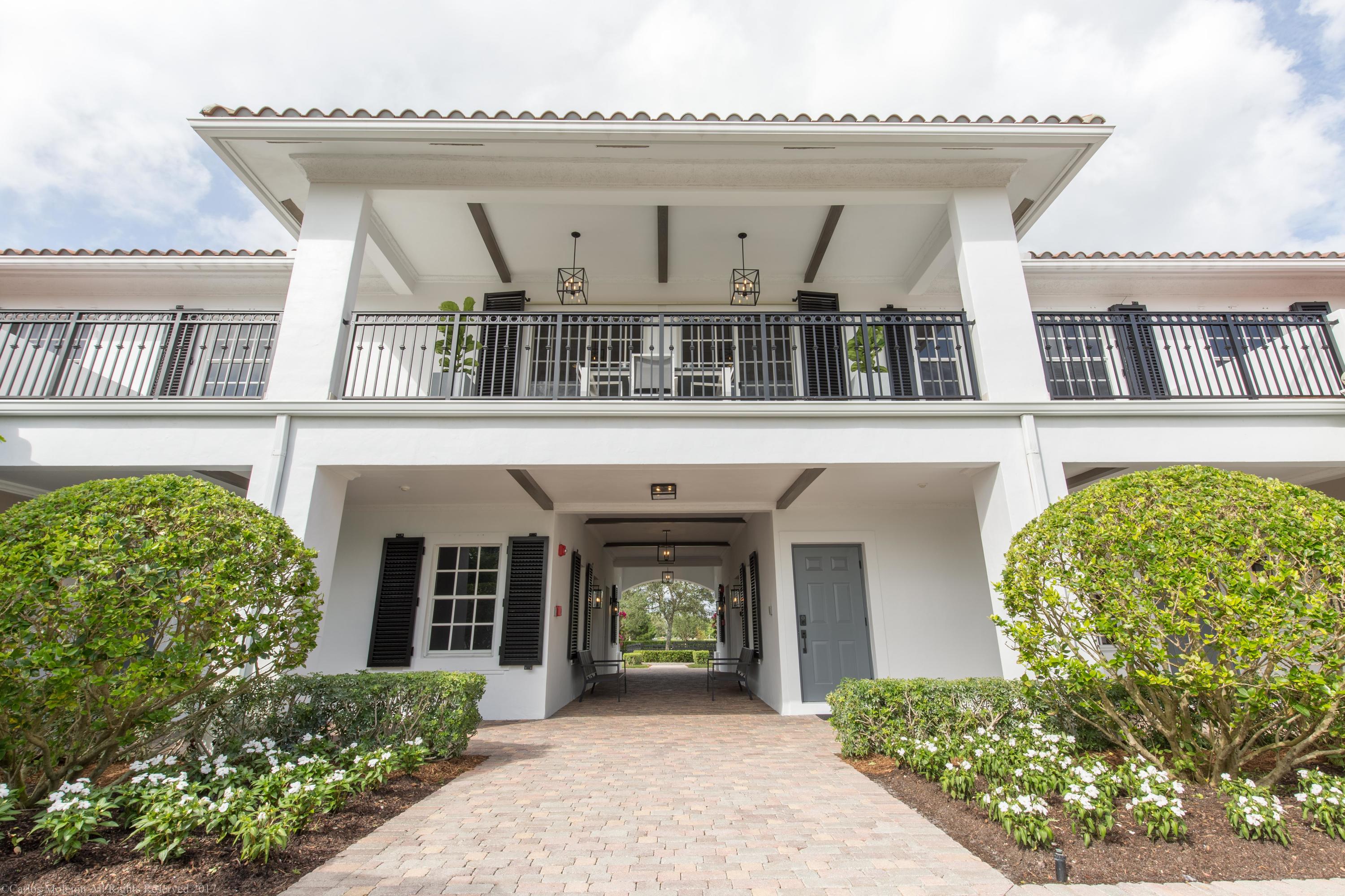 PALM BEACH POINT EAST - Residential