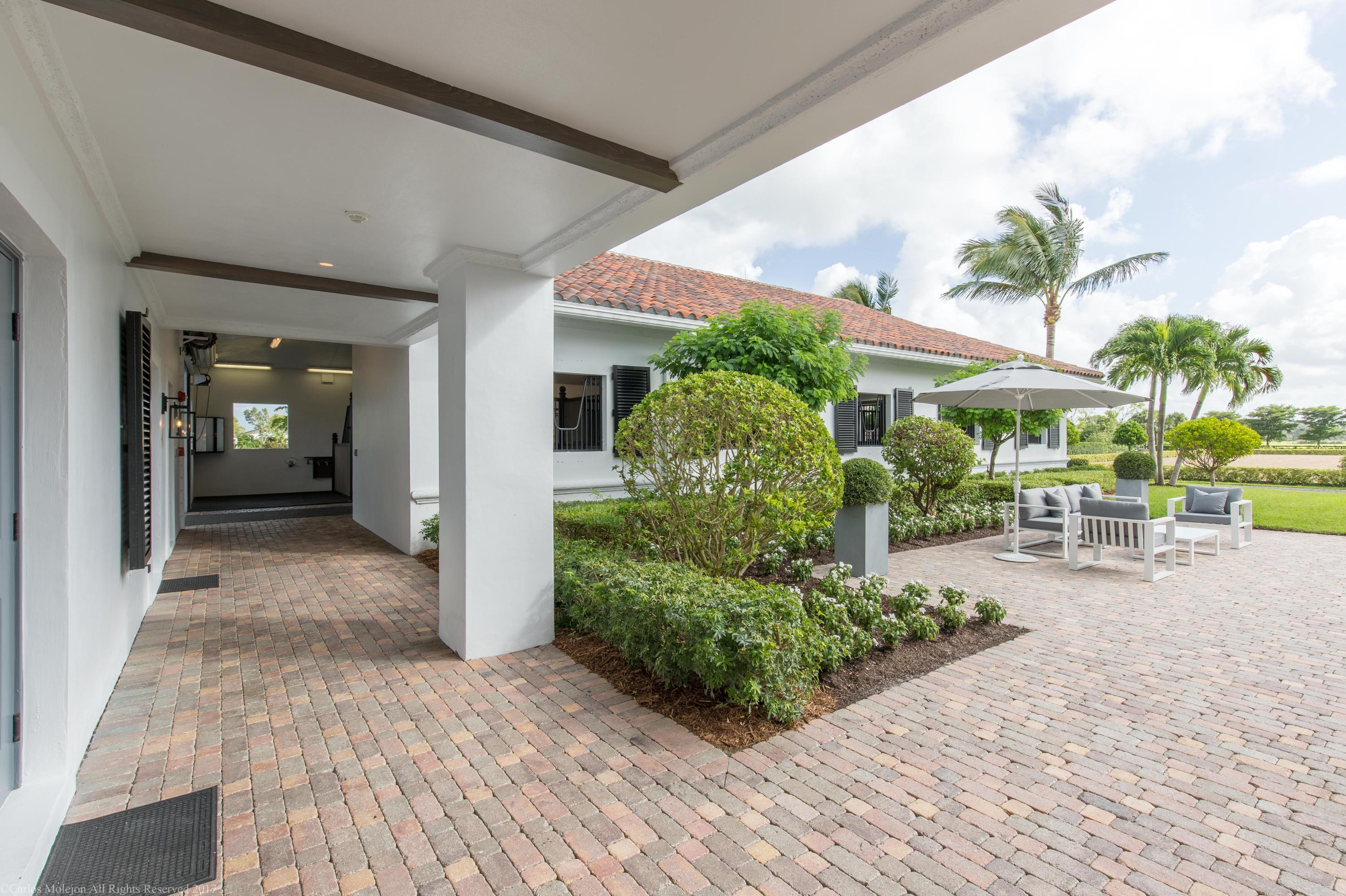 PALM BEACH POINT EAST - Residential