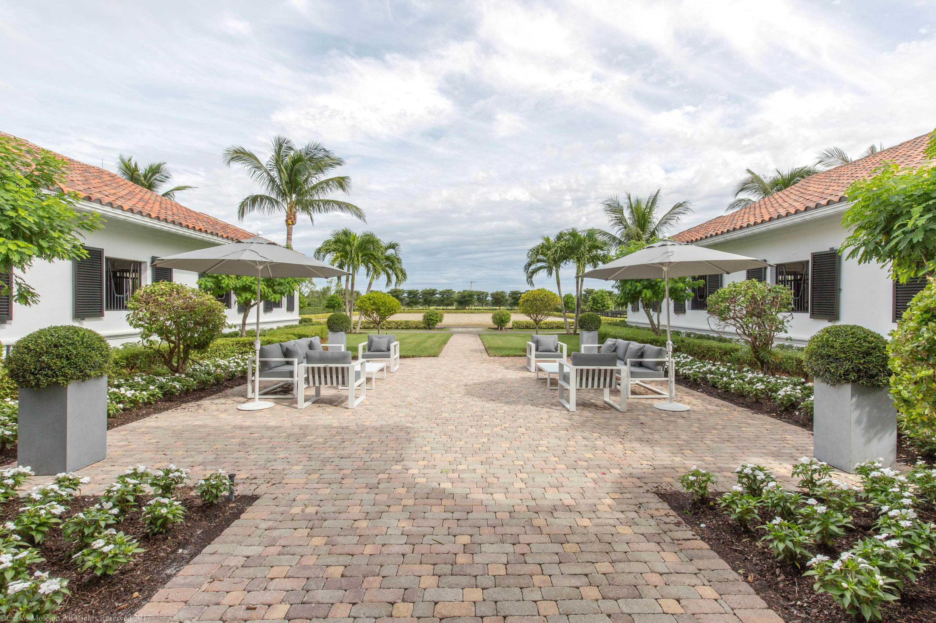 PALM BEACH POINT EAST - Residential