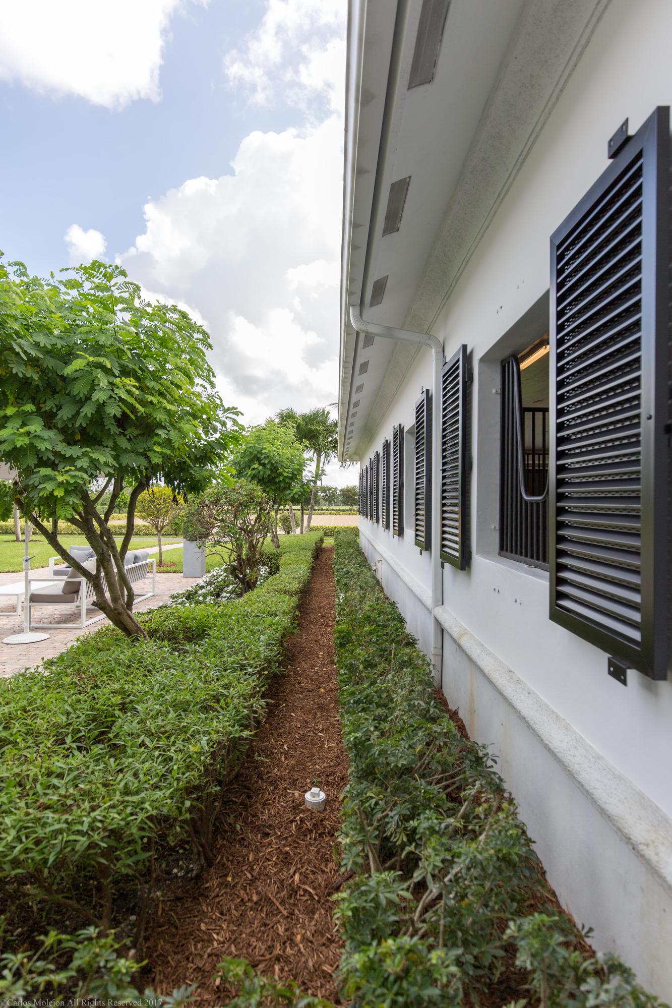 PALM BEACH POINT EAST - Residential