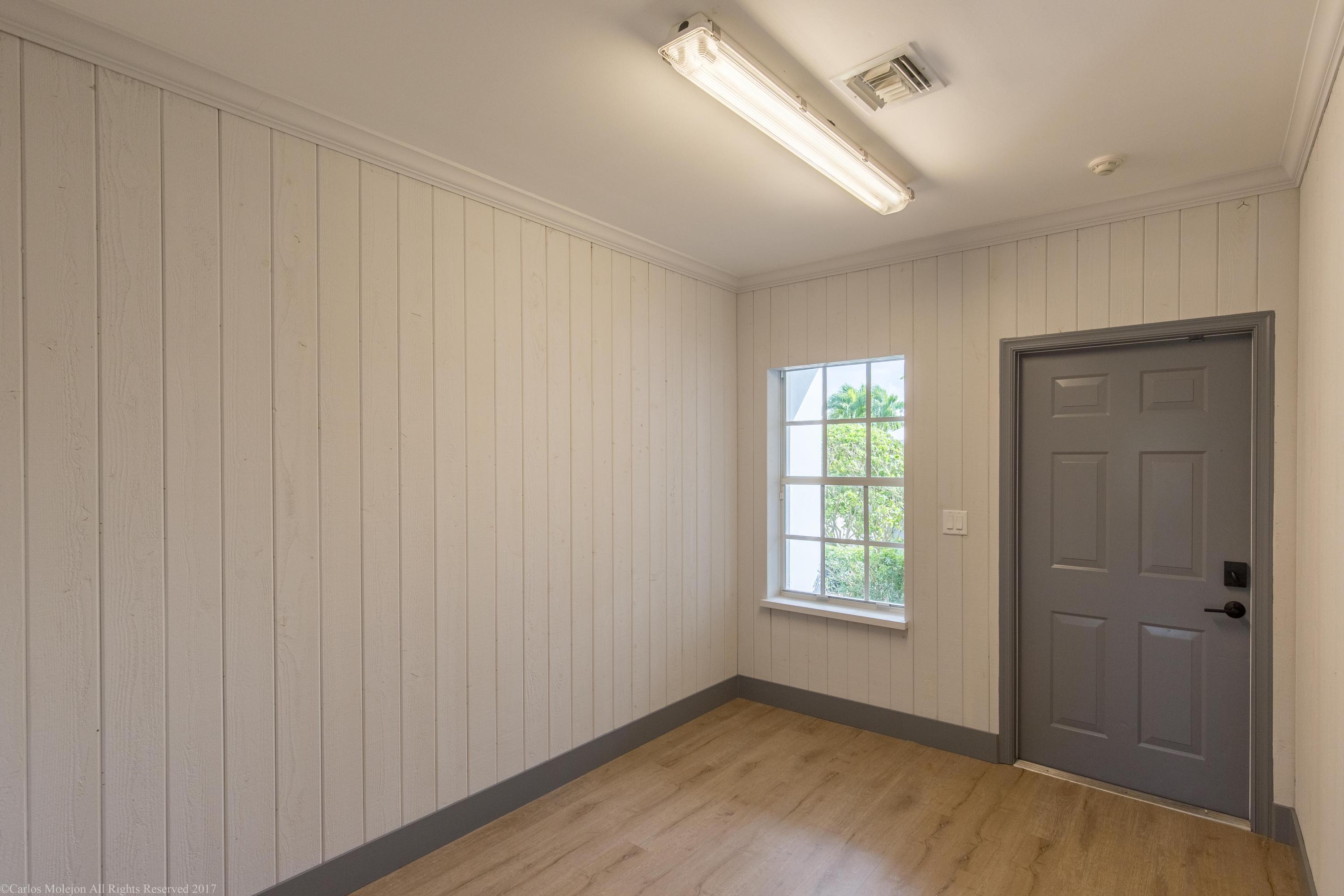 PALM BEACH POINT EAST - Residential