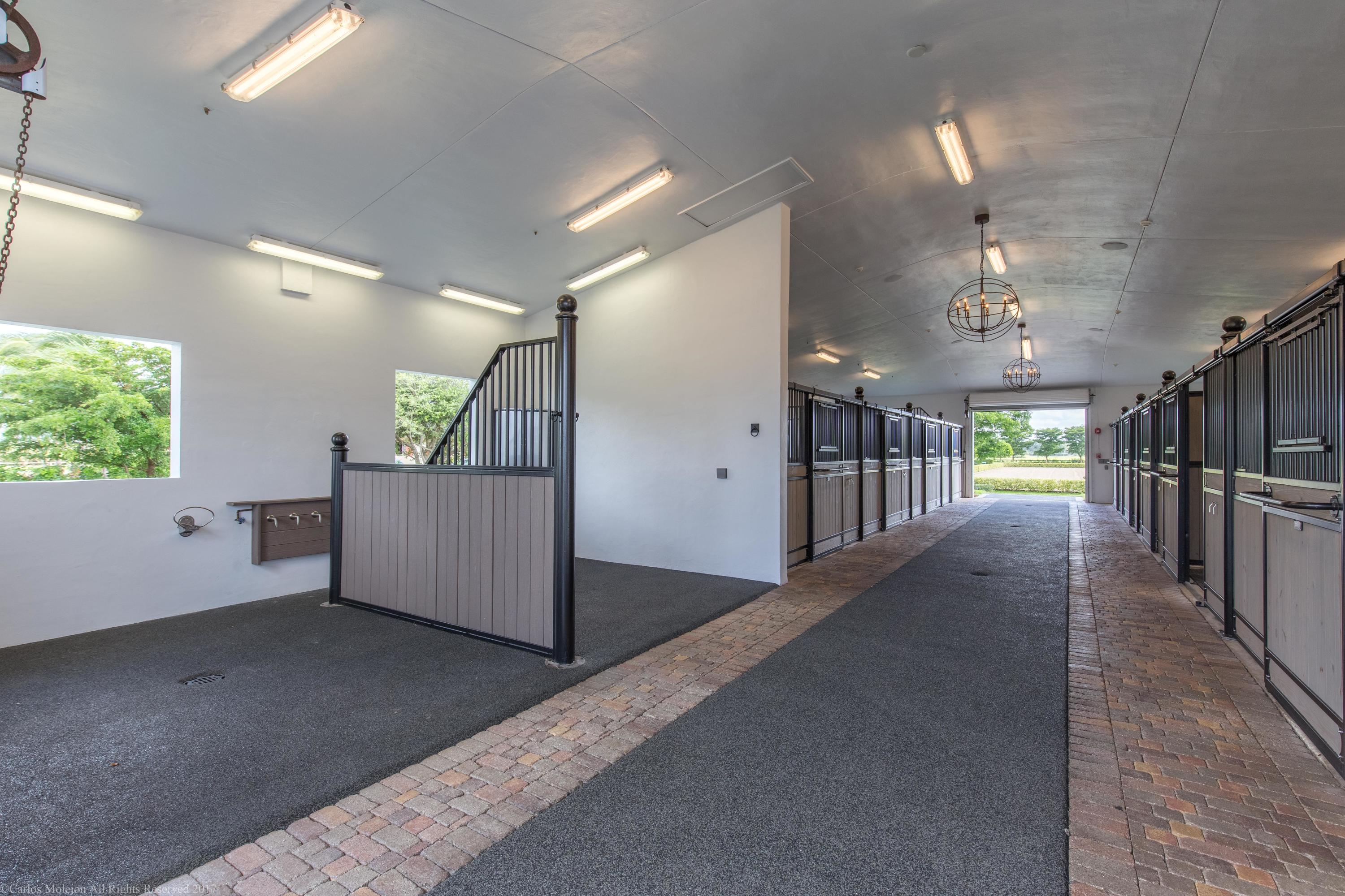 PALM BEACH POINT EAST - Residential