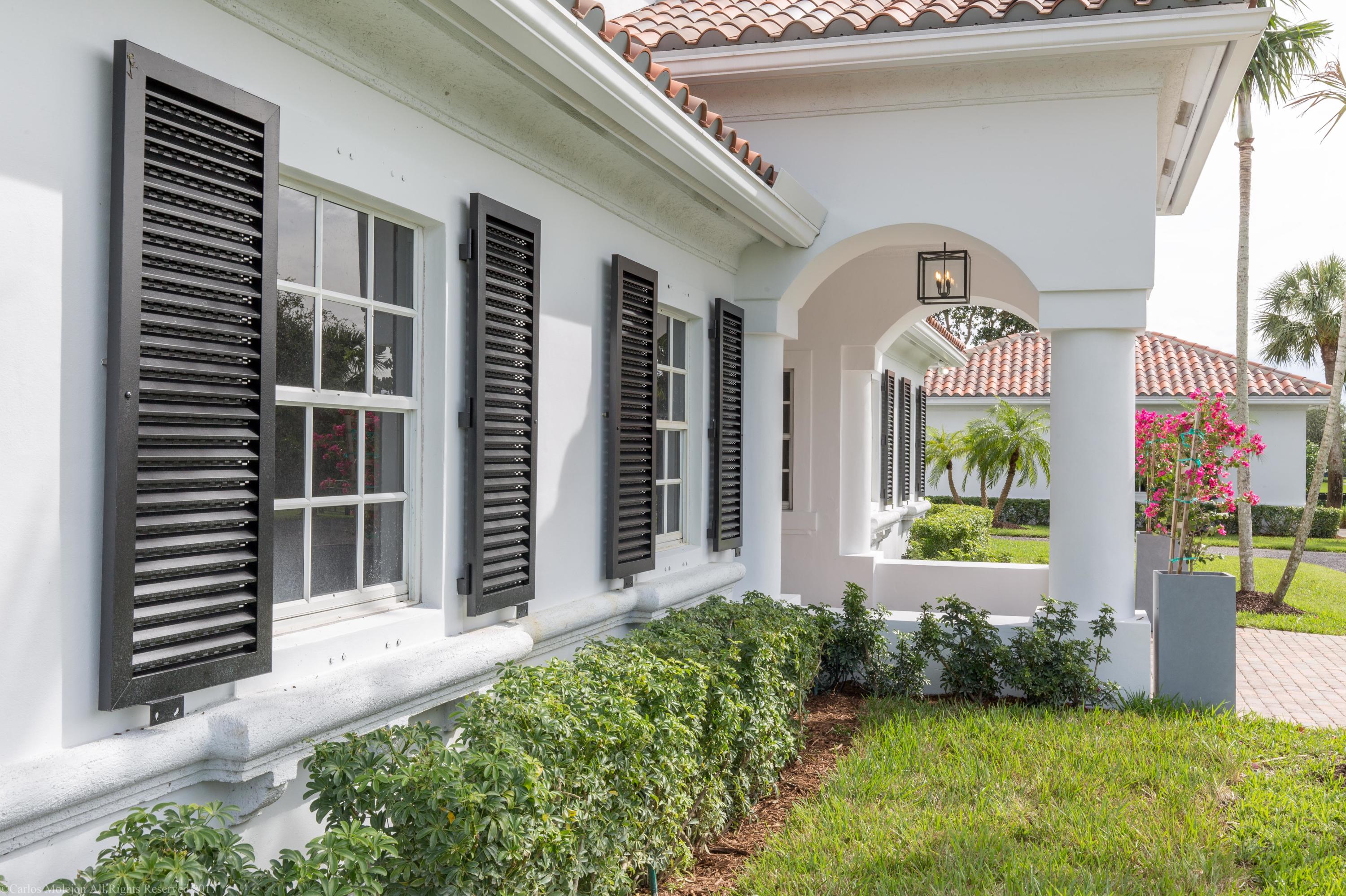 PALM BEACH POINT EAST - Residential