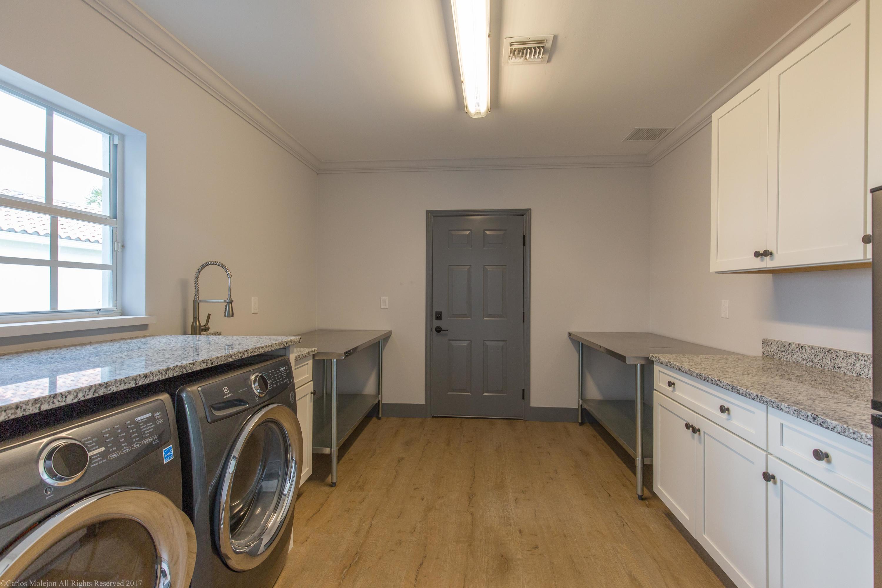 PALM BEACH POINT EAST - Residential