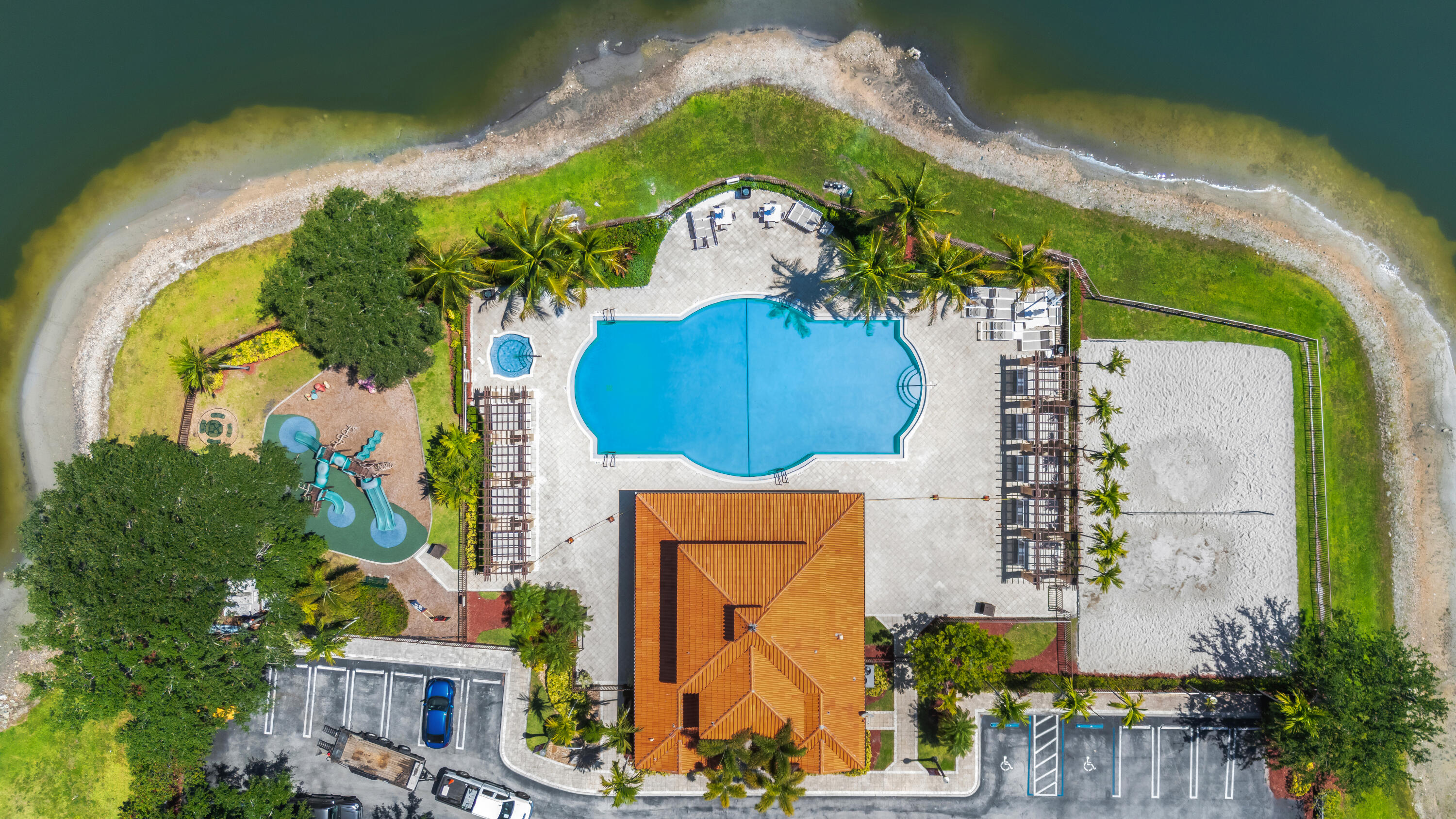 EGRET LAKES ESTATES SEC 6 - Residential