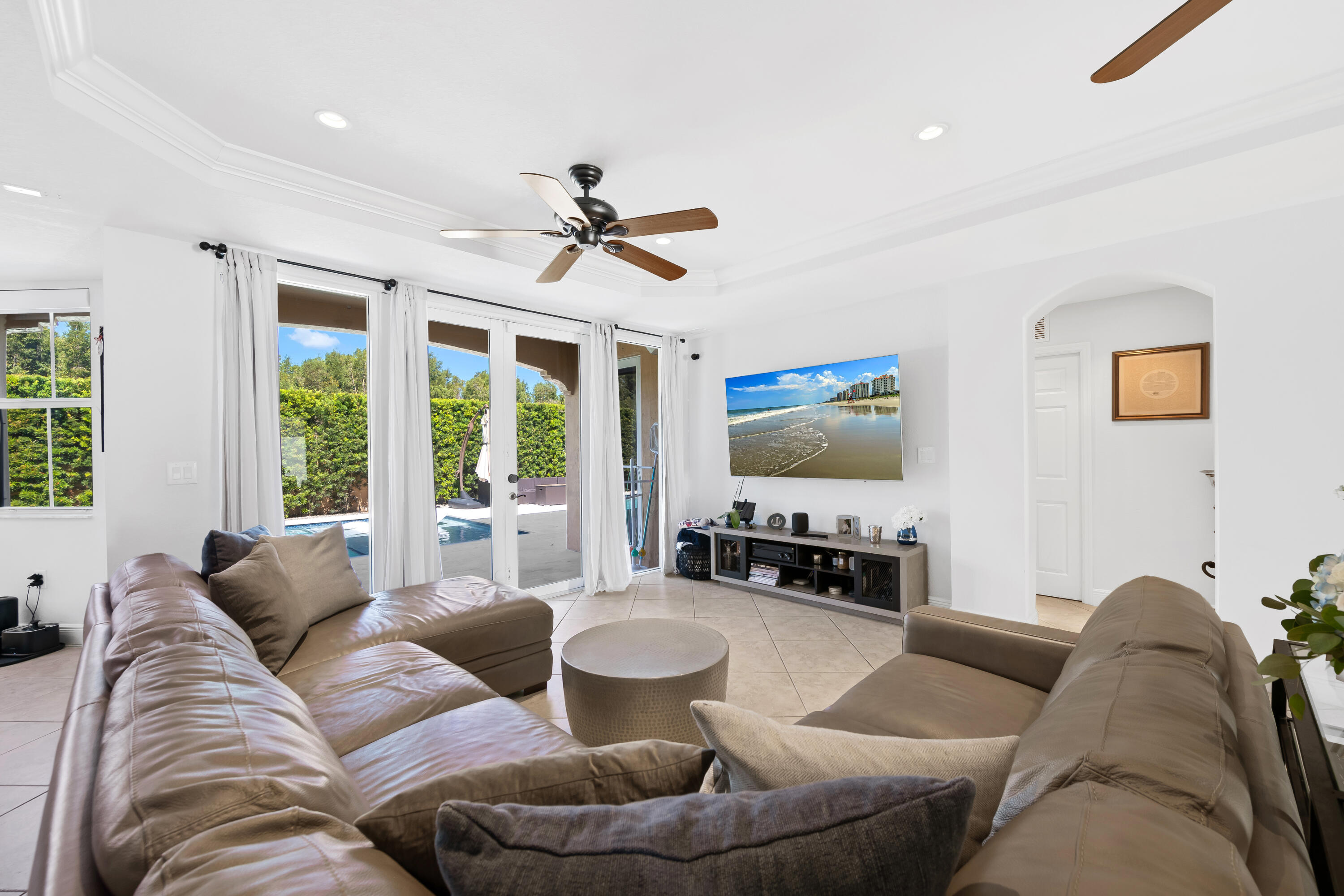 EGRET LAKES ESTATES SEC 6 - Residential