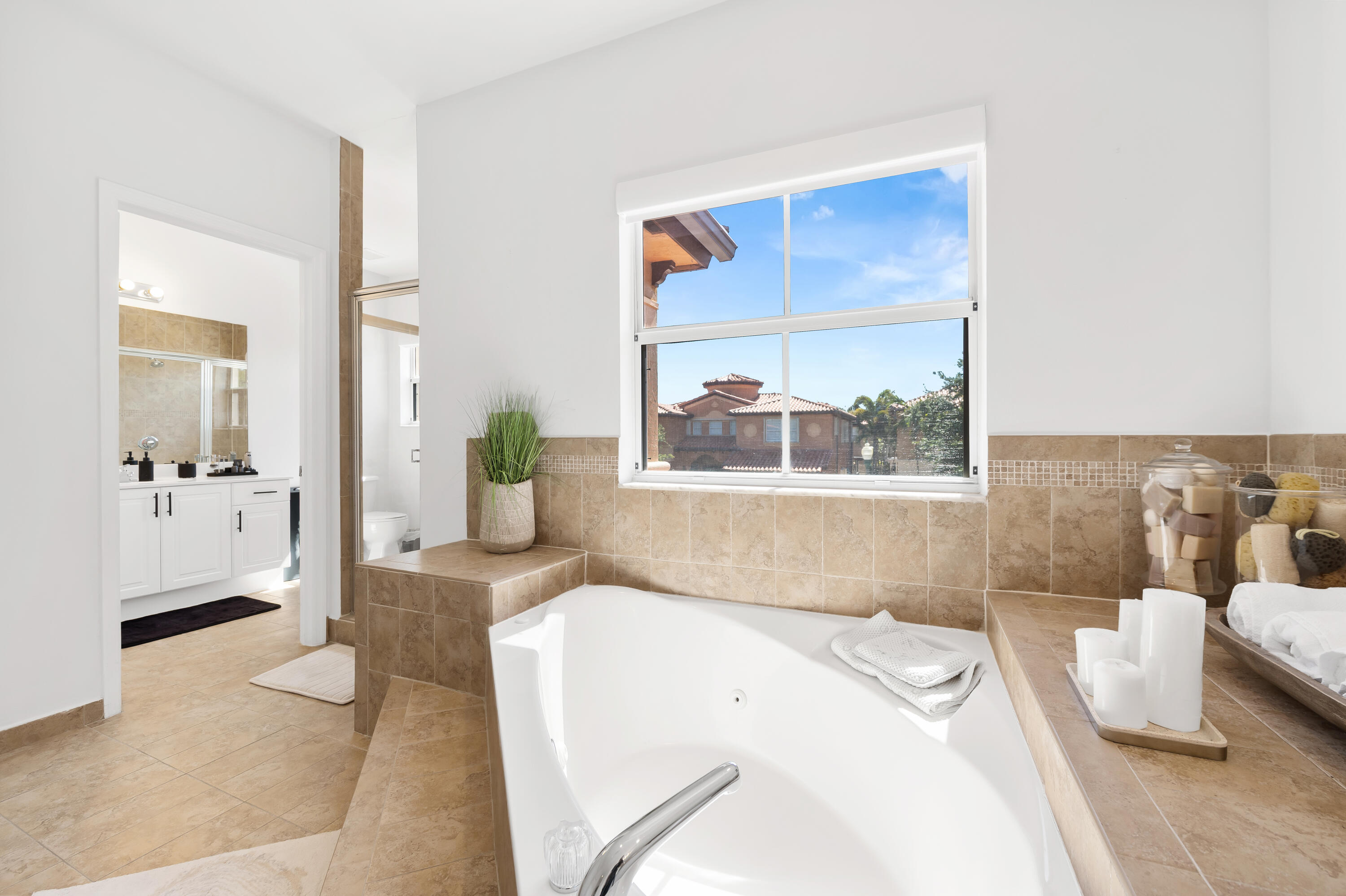 EGRET LAKES ESTATES SEC 6 - Residential