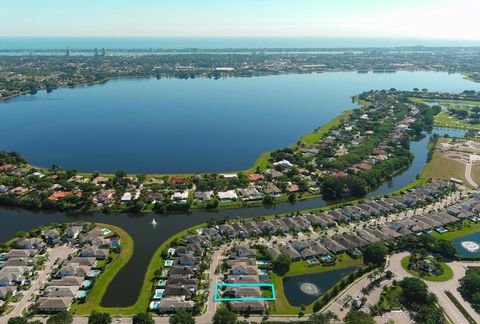 3088 Gin Berry Way West Palm Beach FL 33401