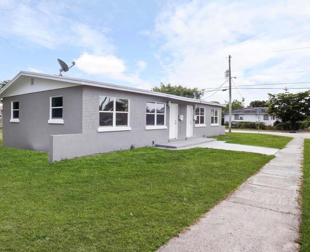 Photo of 968 W 9TH Street #A1, Riviera Beach, FL 33404 (MLS # B26062552)